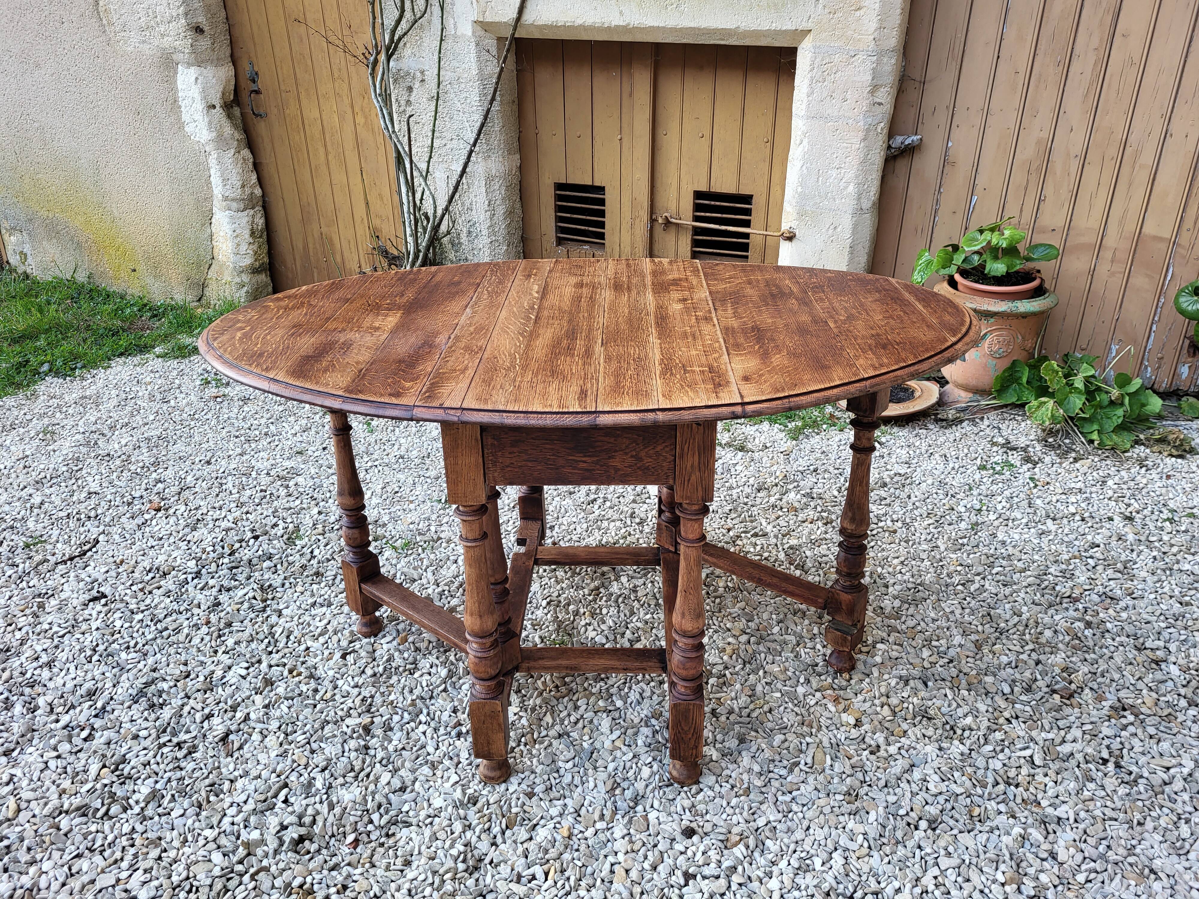 Table Gateleg - England XIXth