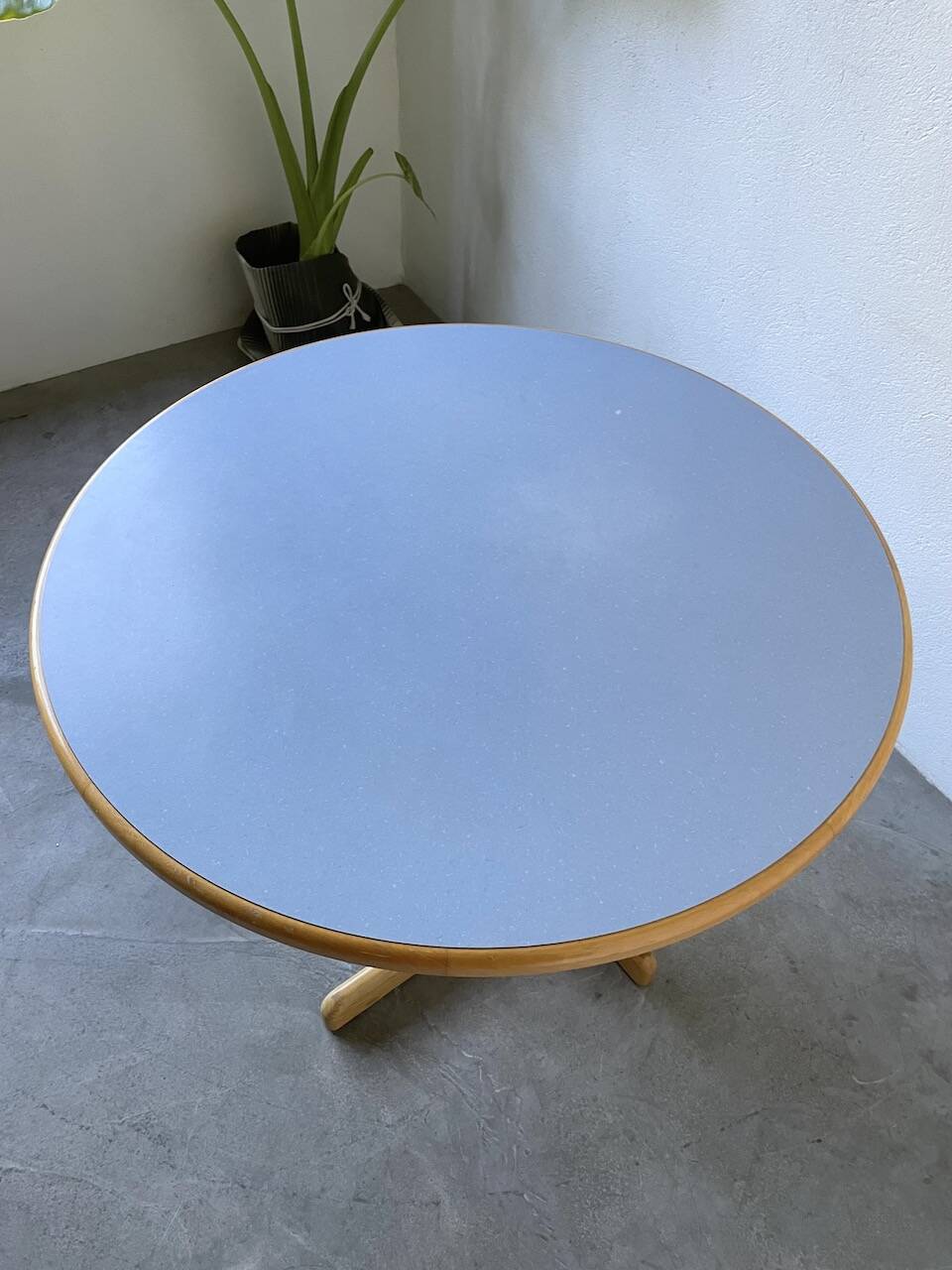 80s round beech table