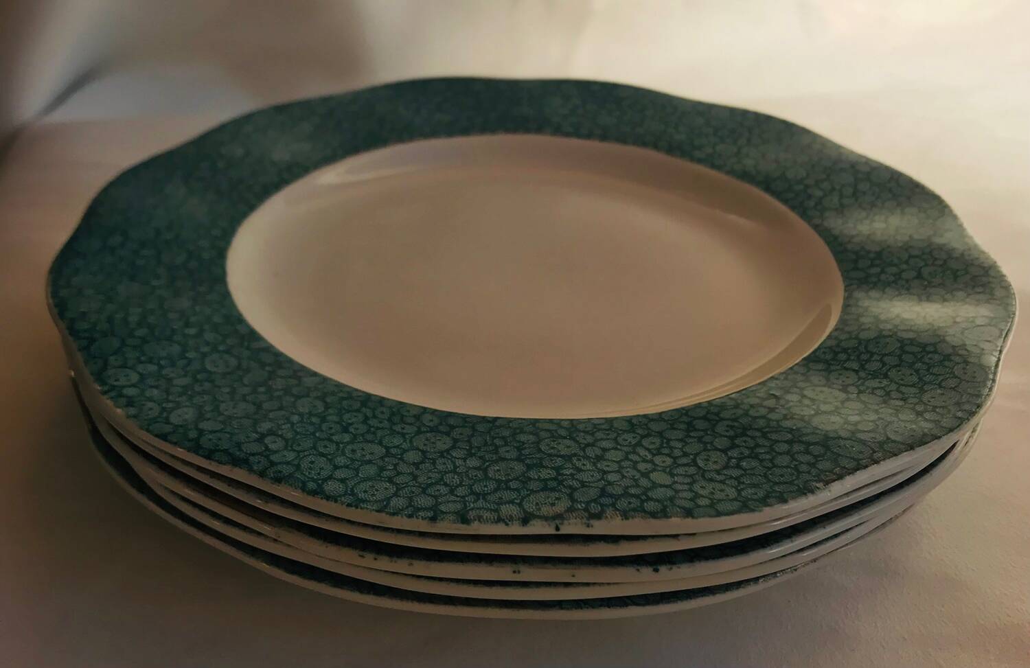 Set of 5 Wedgwood England plates