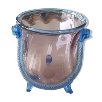 Two-tone glass cauldron