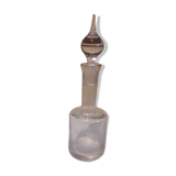 Portieux engraved glass liquor decanter with pretty cap