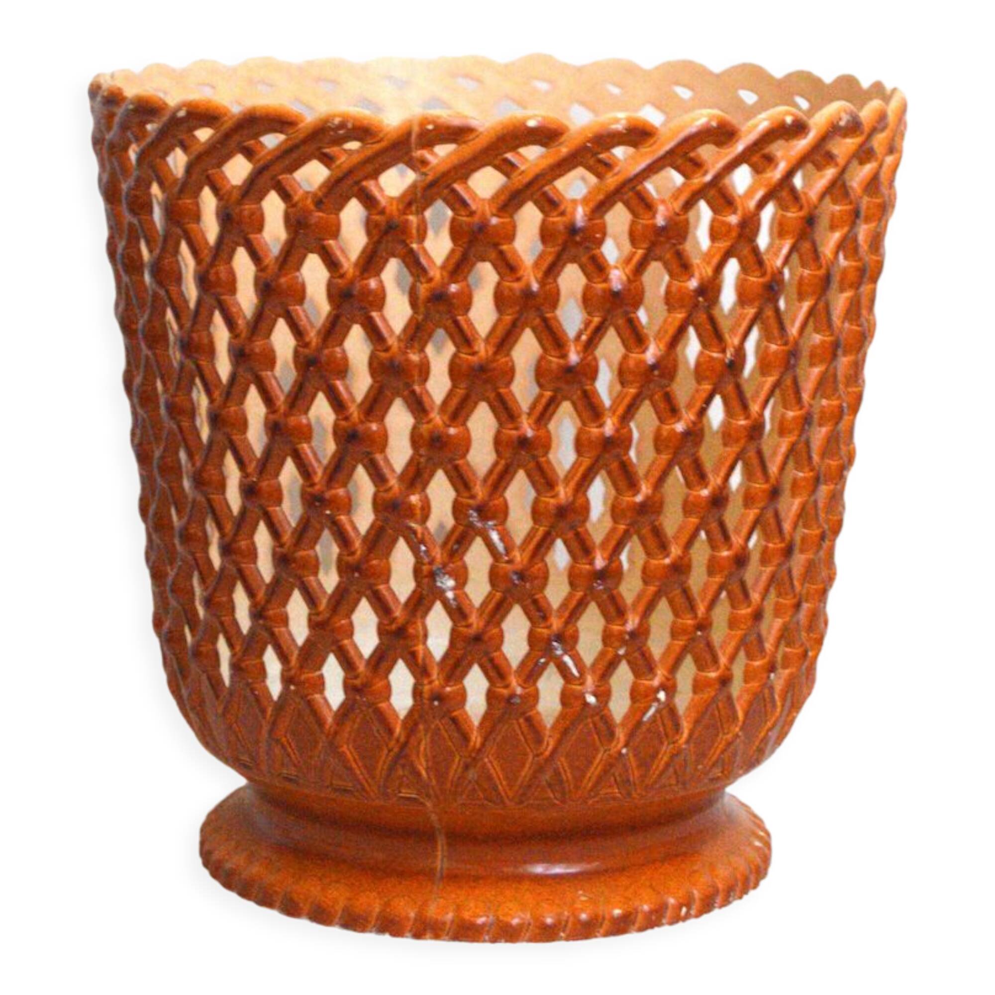 Vintage openwork pot cover