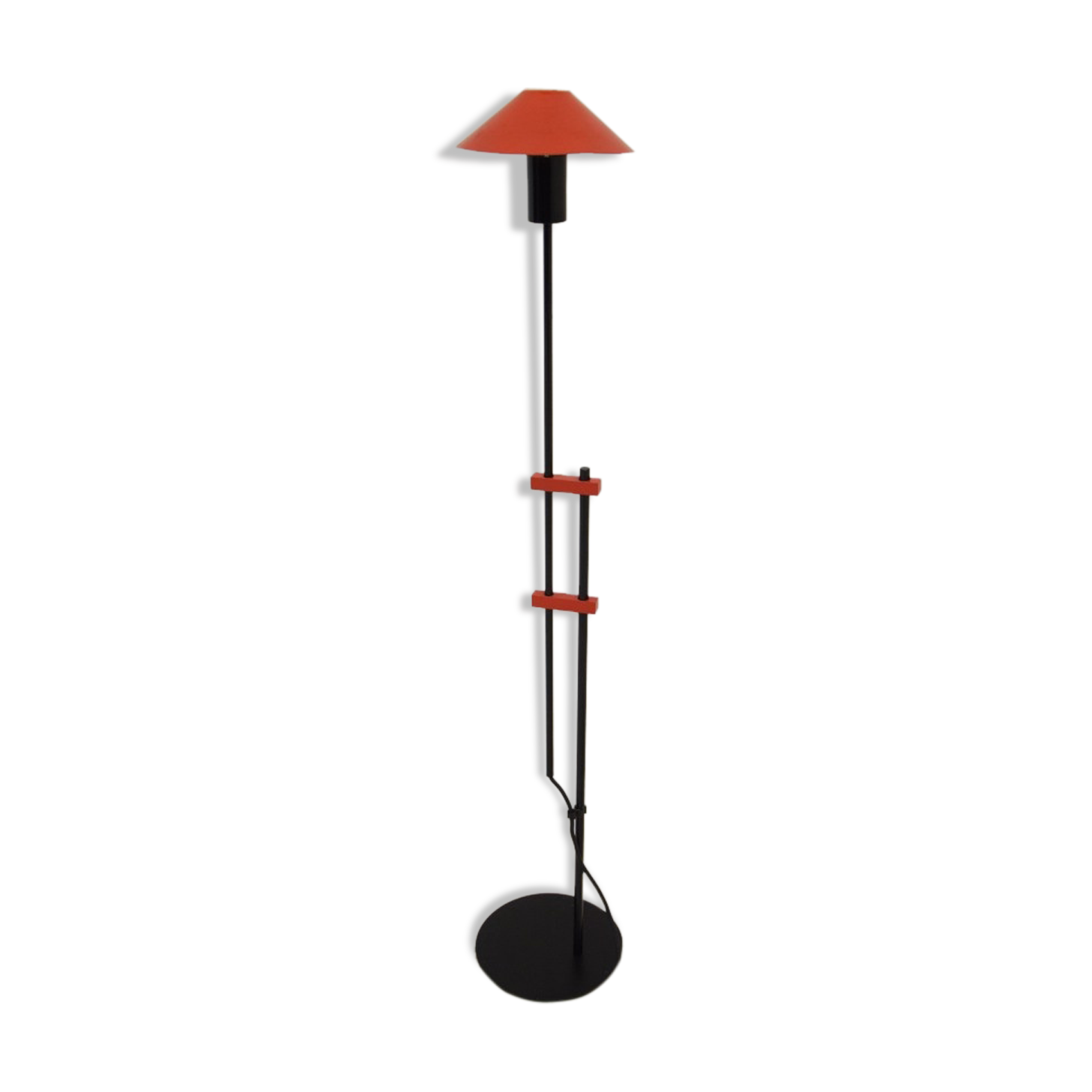 Italian design lamp lacquered metal 80's