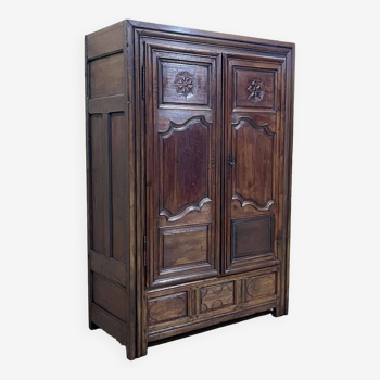 Armoire bretonne XIXème en merisier, chêne et châtaignier