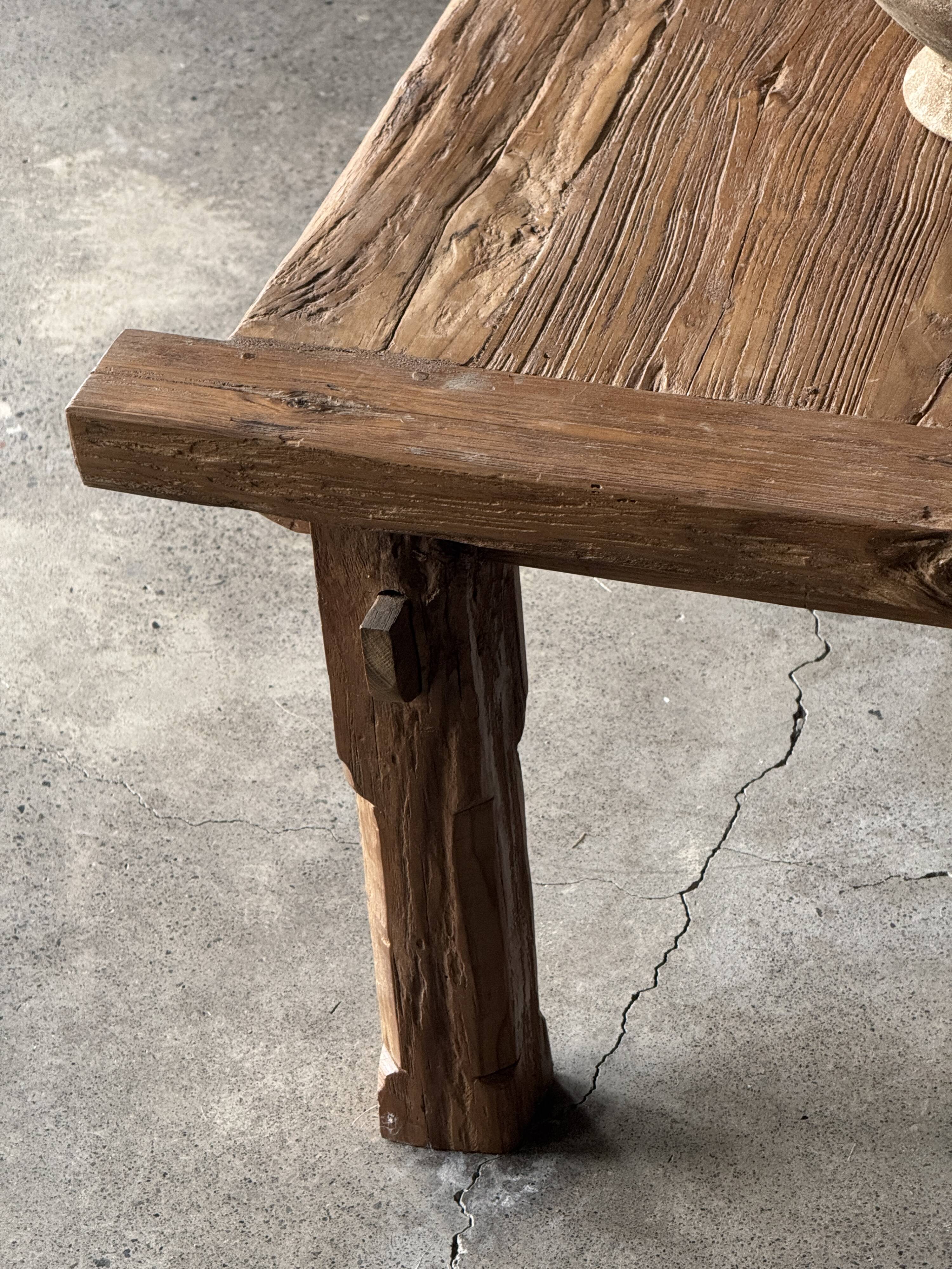 Large upcycled golden teak coffee table L1m60 W70 H45