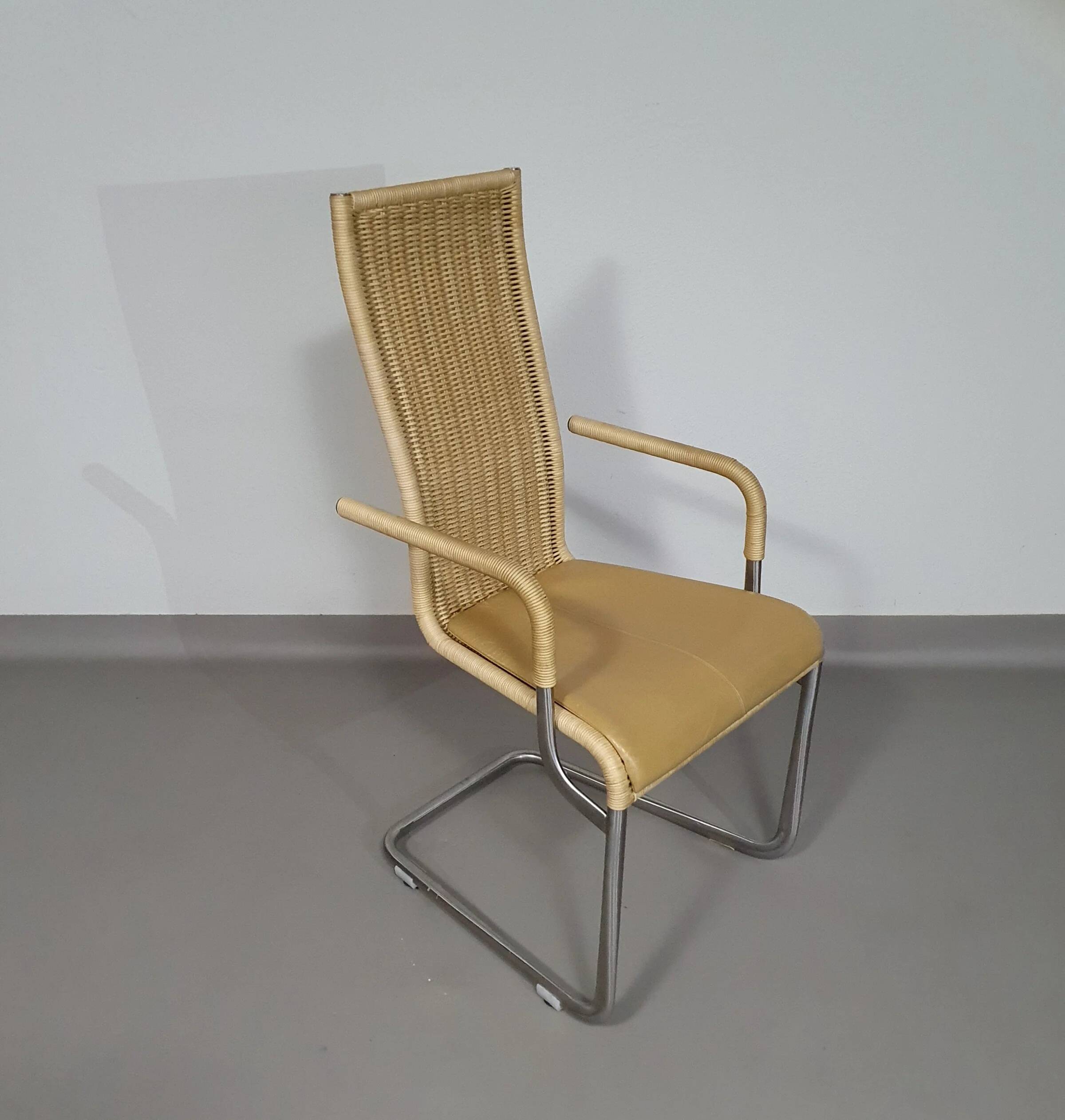 Ensemble de 4 chaises de salle à manger en osier « B25 » par Axel Bruchhäuser pour Tecta, Allemagne, années 1980