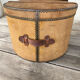 Boîte à chapeau début XX e en bois