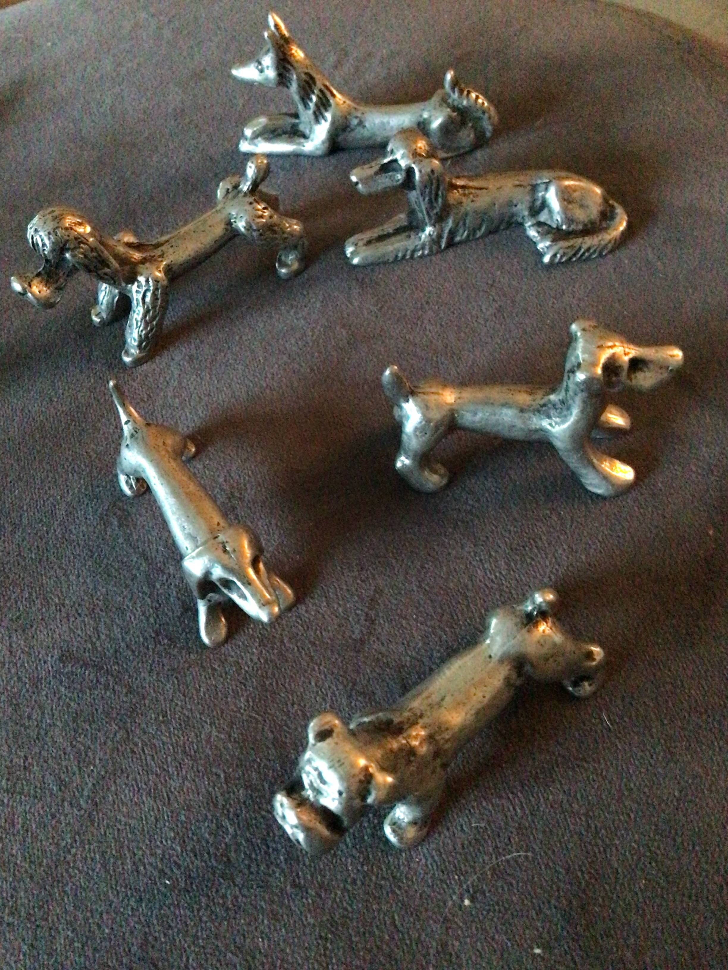 Set of dog knife holders