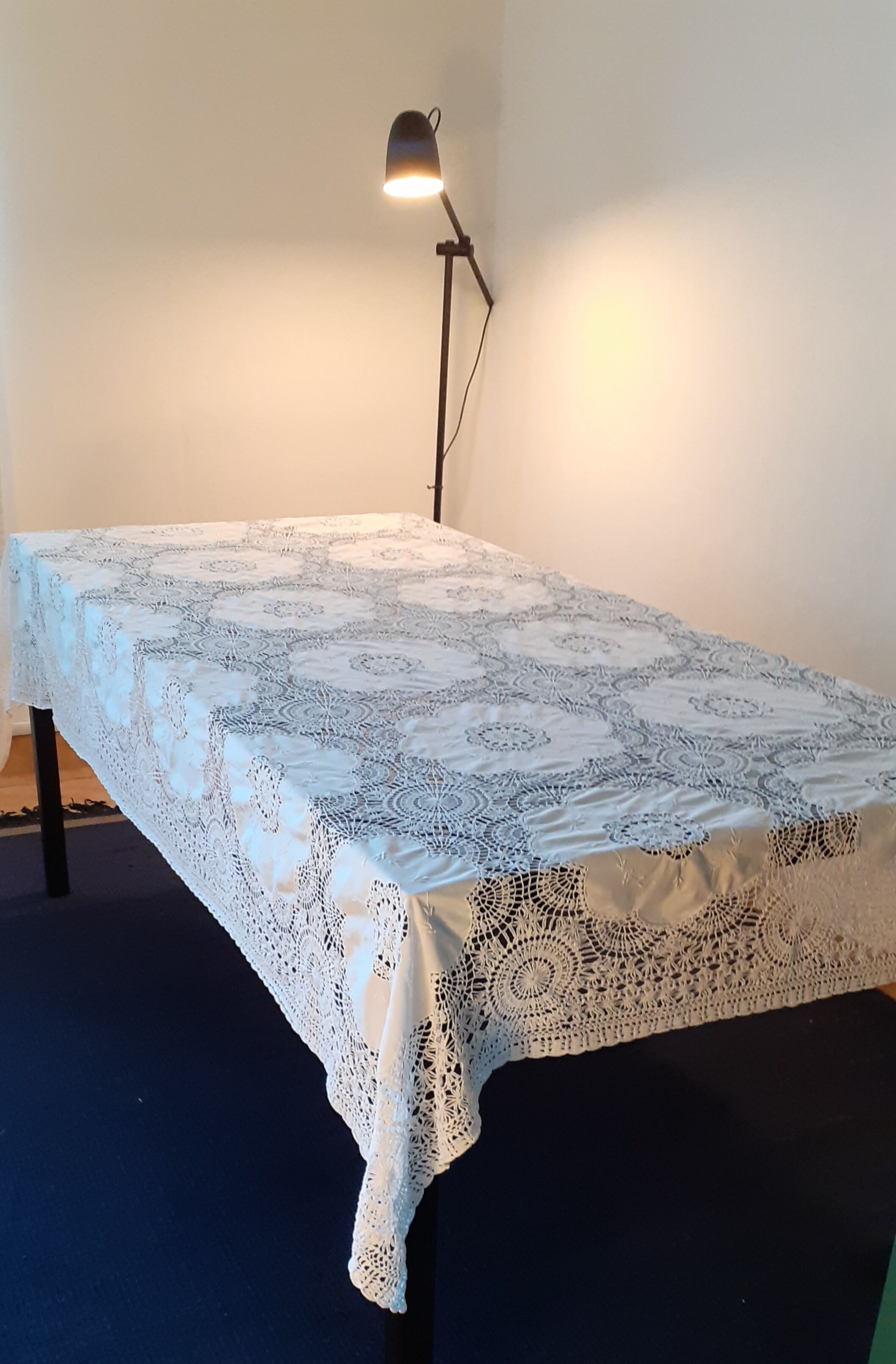 Rectangular tablecloth and towels