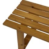 Vintage Scandinavian modern pinewood slatted bench from the 1960's