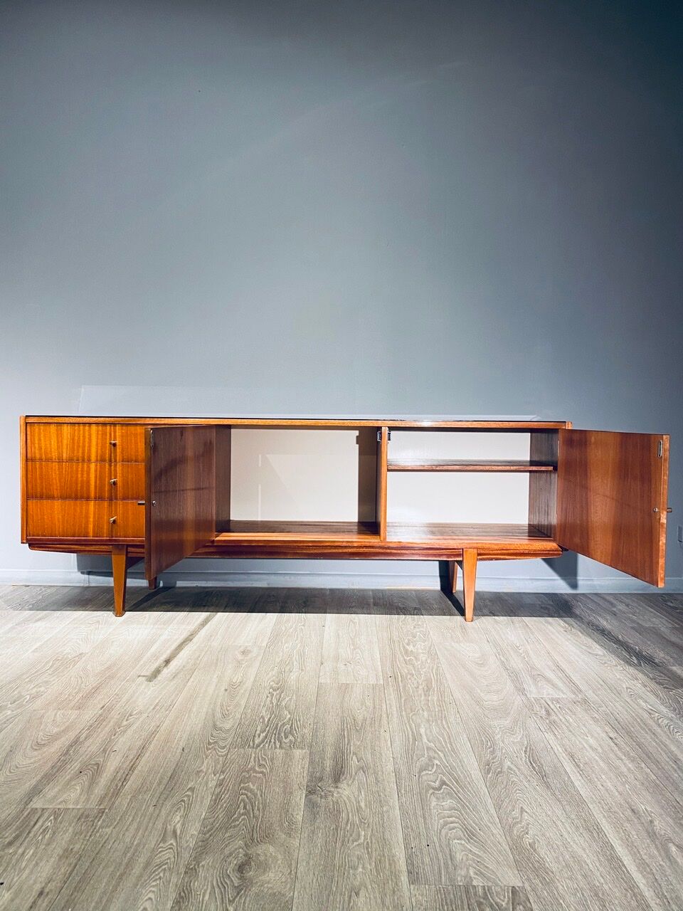 Enfilade avec tiroirs et étagères vintage 60
