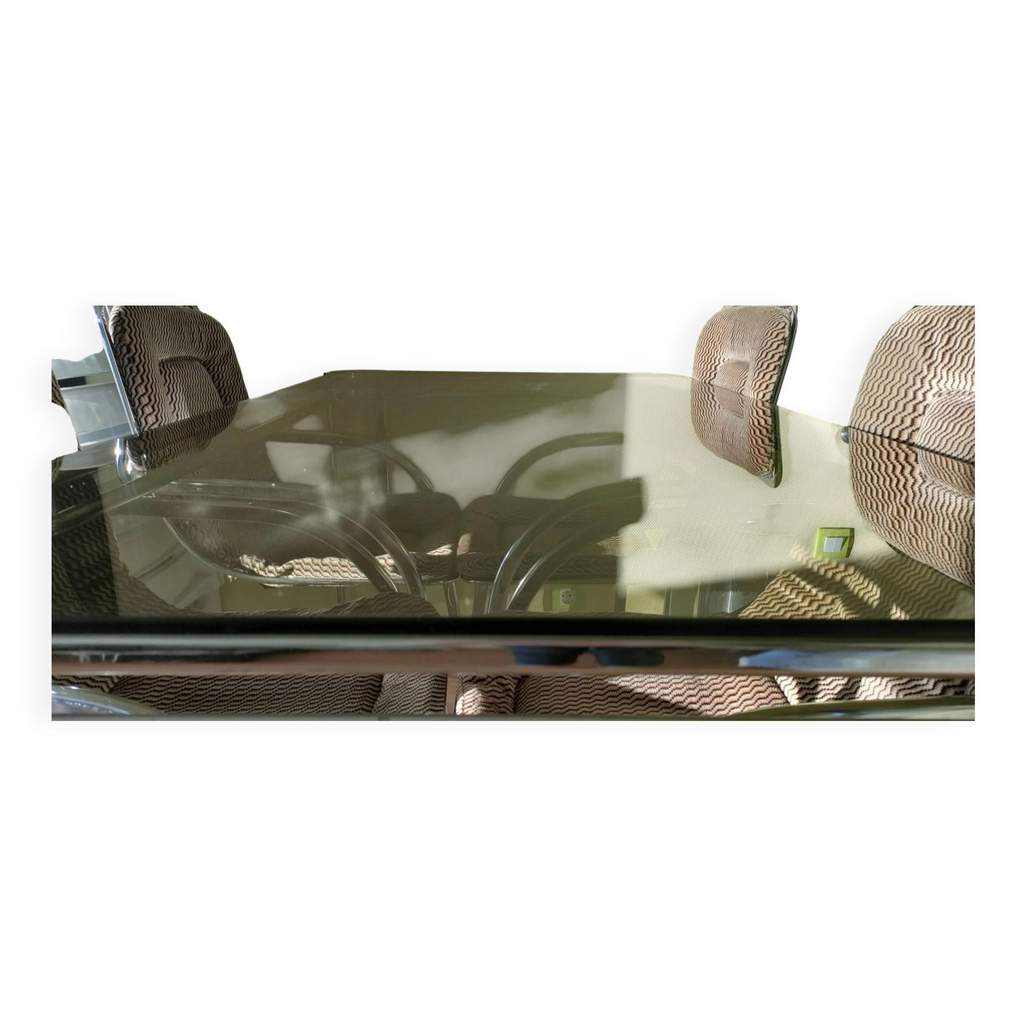 Table and chair set