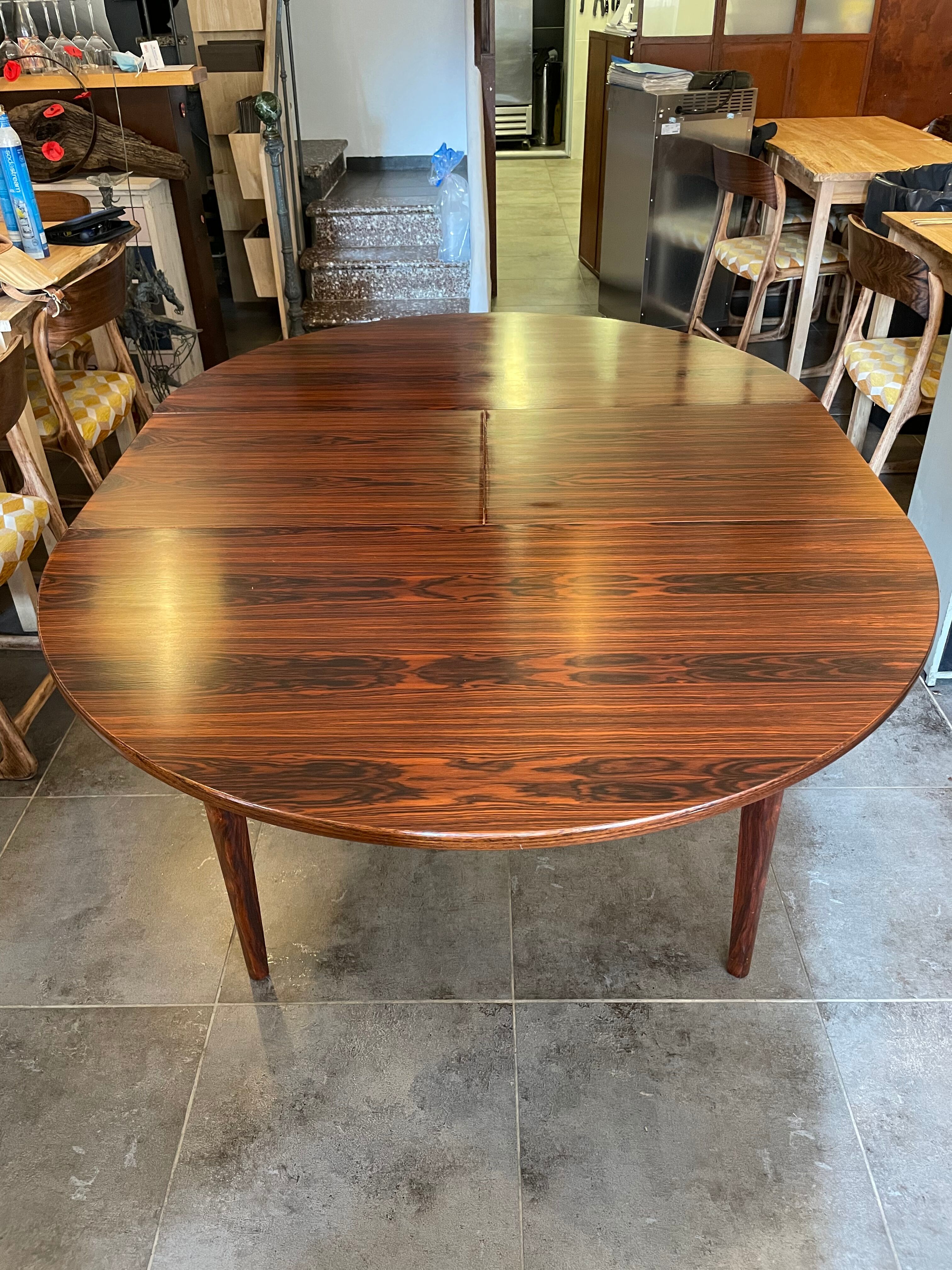 Table dining room Scandinavian rosewood