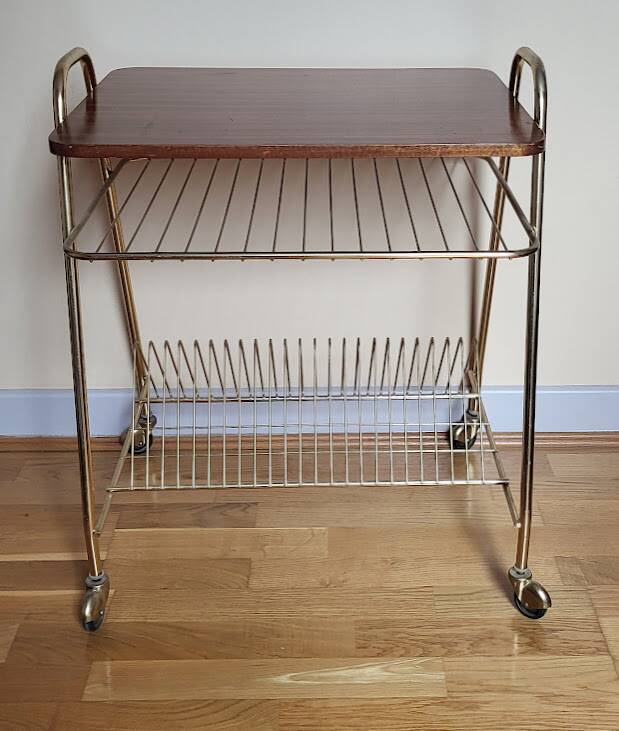 Rolling vinyl storage trolley