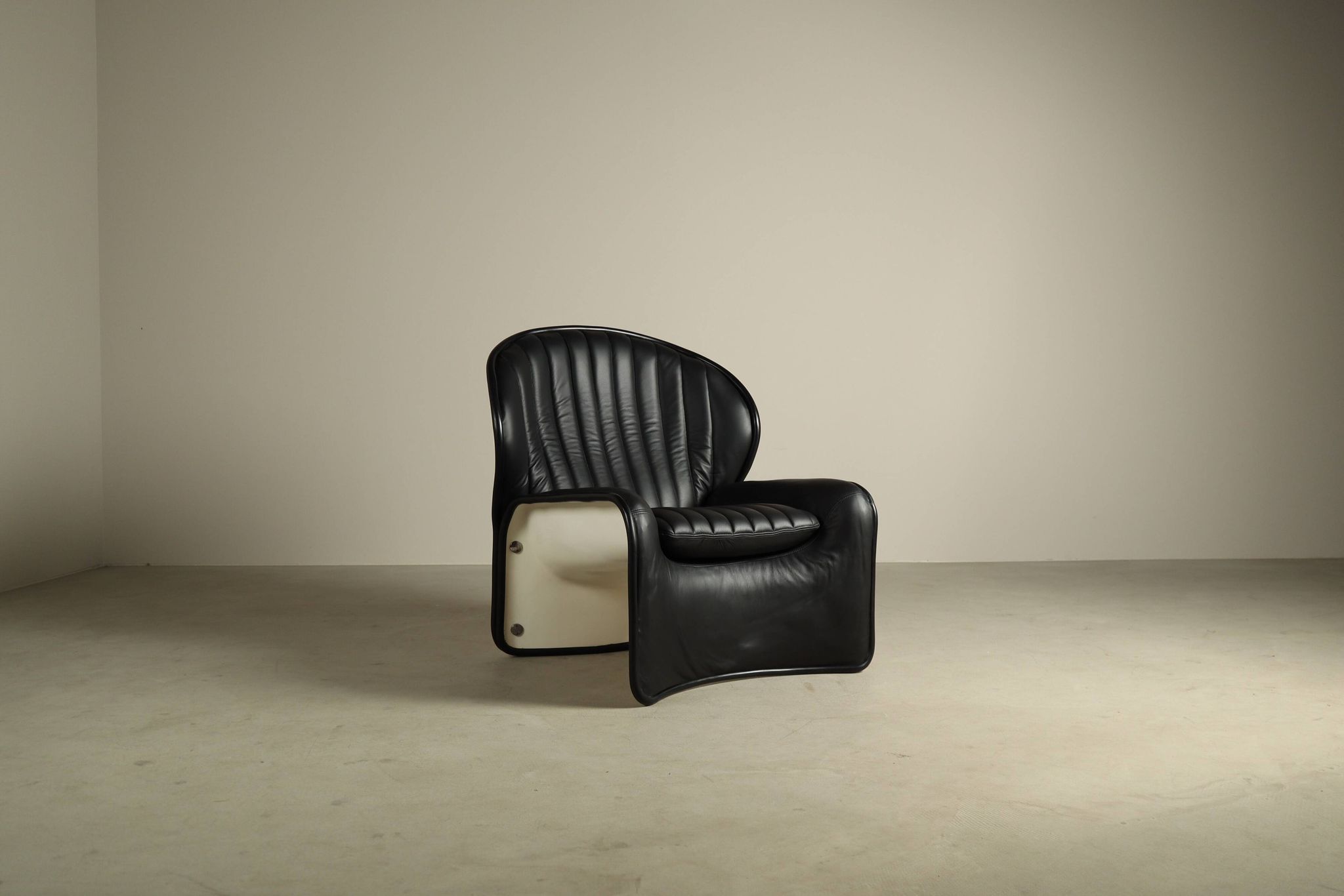 Lotus lounge chair by André Vandenbeuck for Strässle International, 1969