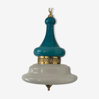 Vintage lamp in opaline