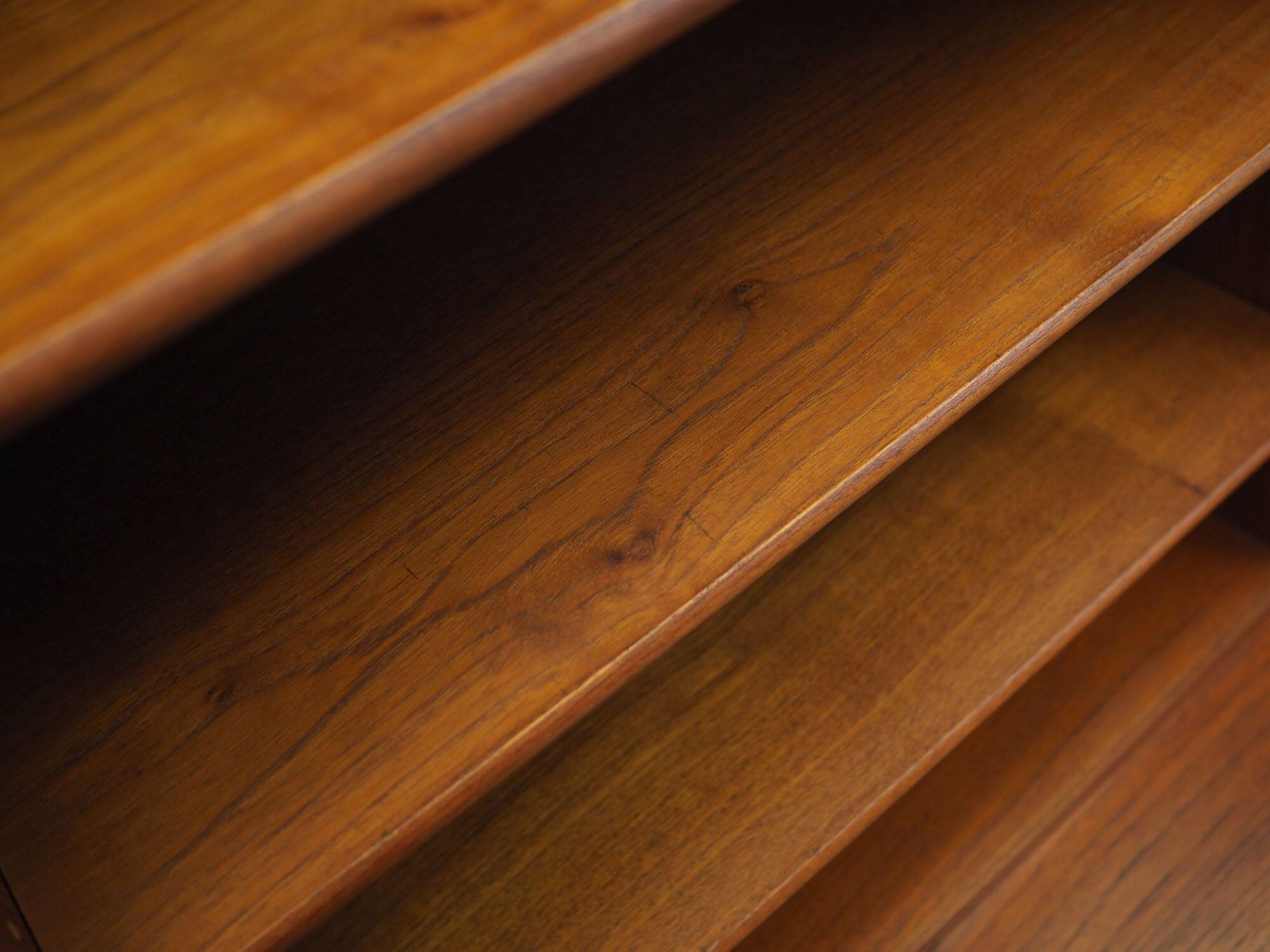 Teak bookcase, Danish design, 1960s, designer: Børge Mogensen