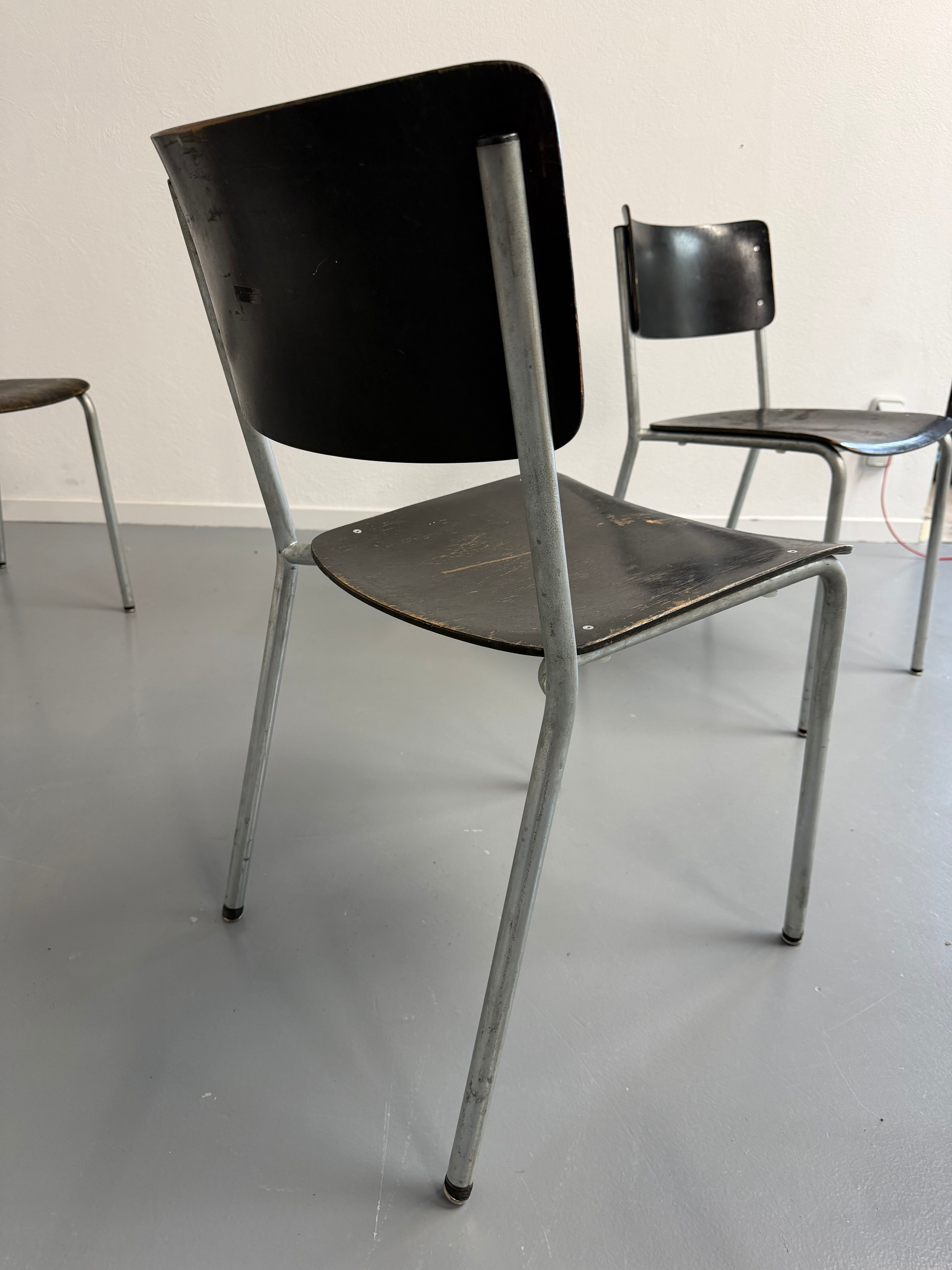 Set of 6 stackable chairs designed by Gustav Hassenpflug, Bauhaus, 1940s.