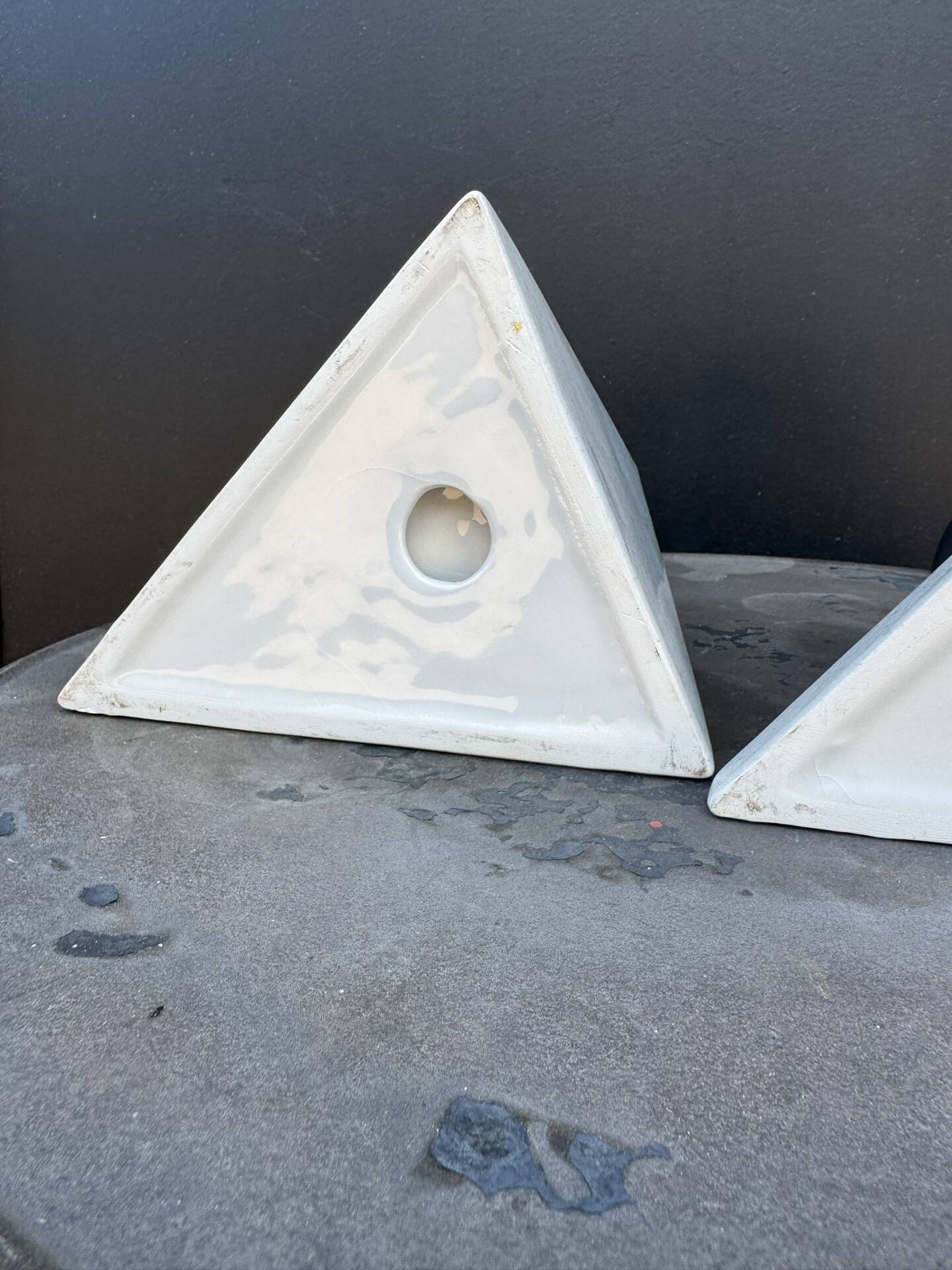 Ceramic bookends, Memphis design, 1980s.