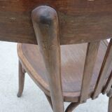 Paire de chaises bistrot anciennes avec patine foncée