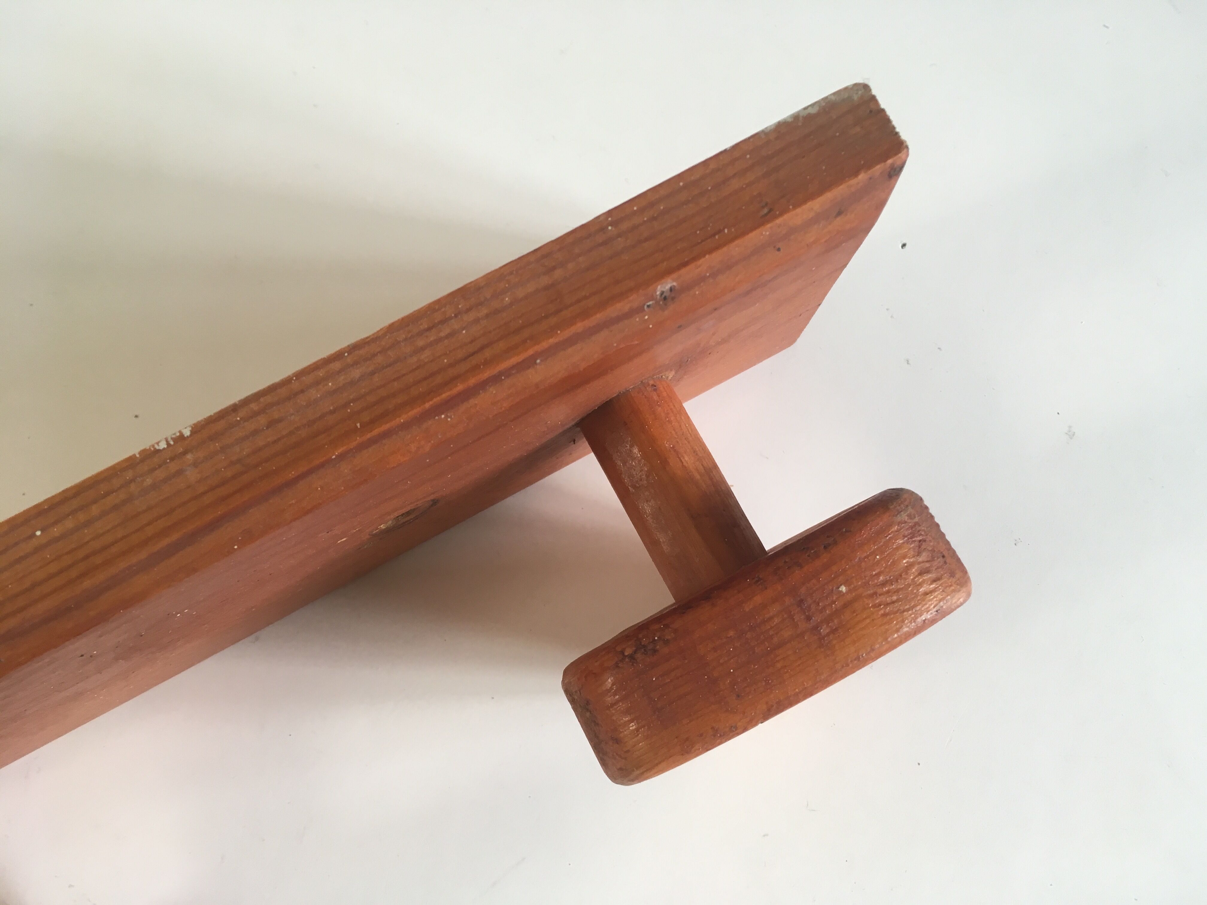 Wooden style Les Arcs coat hanger, 70s