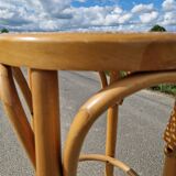 Tabouret haut de bar en bois courbé et cannage