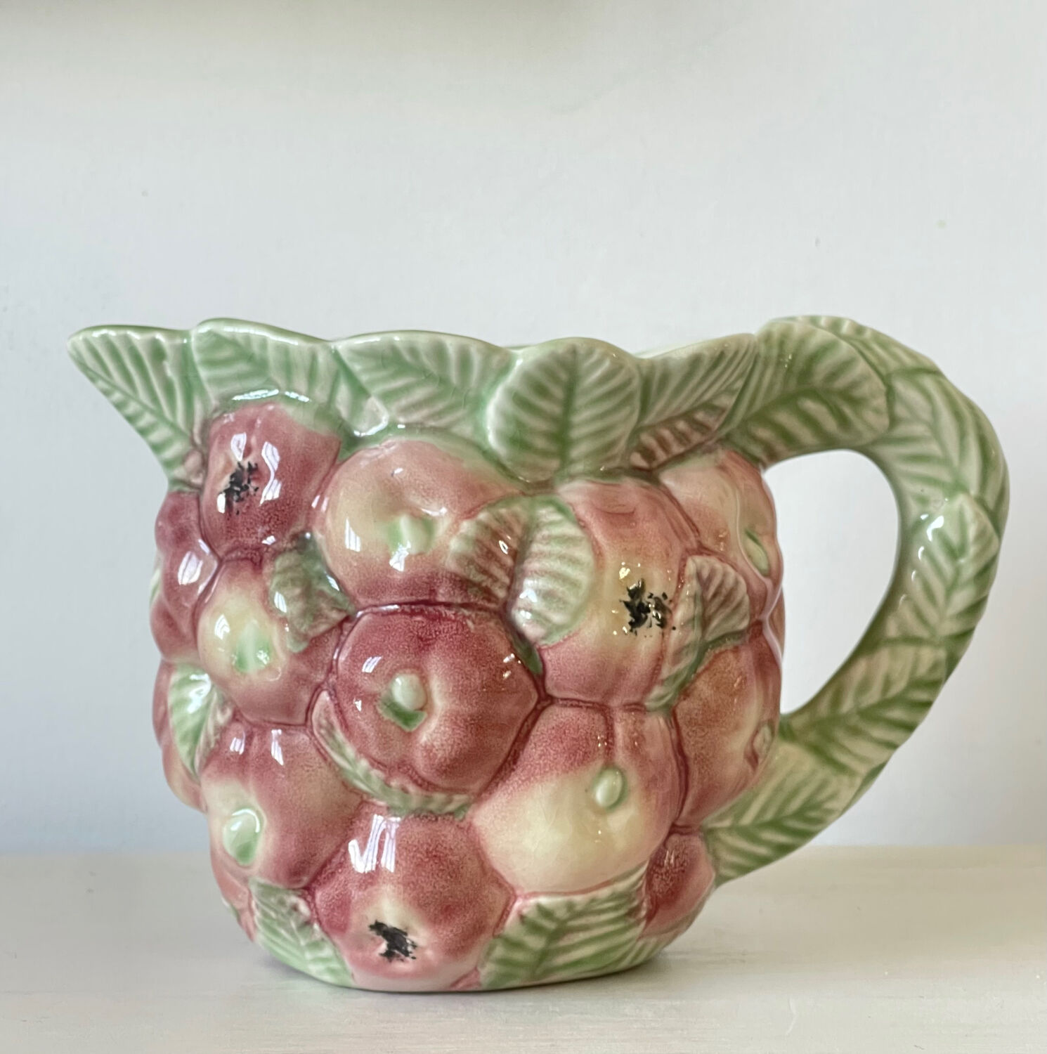 Jug in earthenware