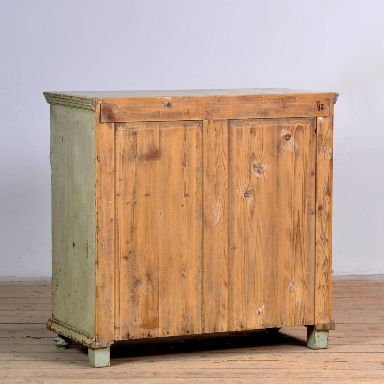 Solid pine dresser, 1910s