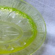 Fruit cup in yellow wealine moulded crystal 19th / 20th century