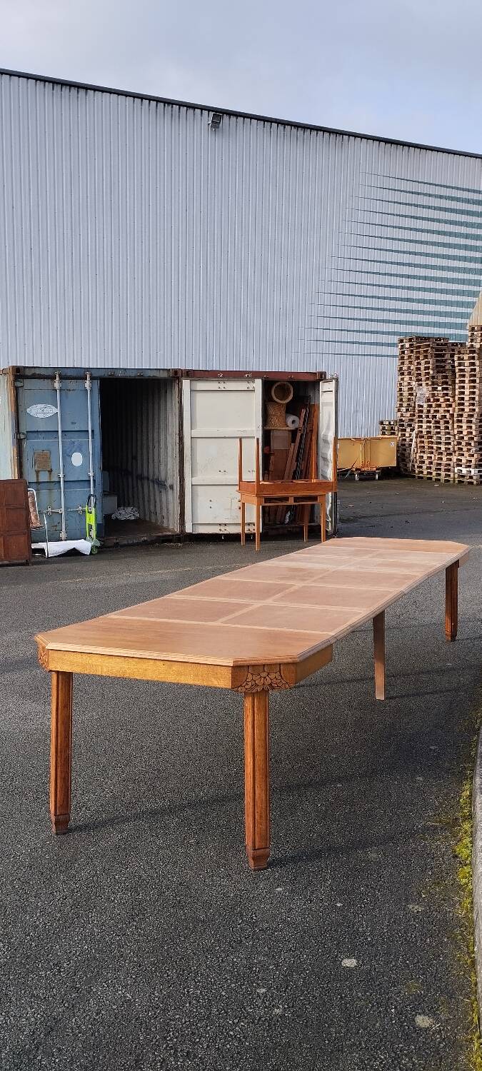 Solid wood art deco table, with extensions