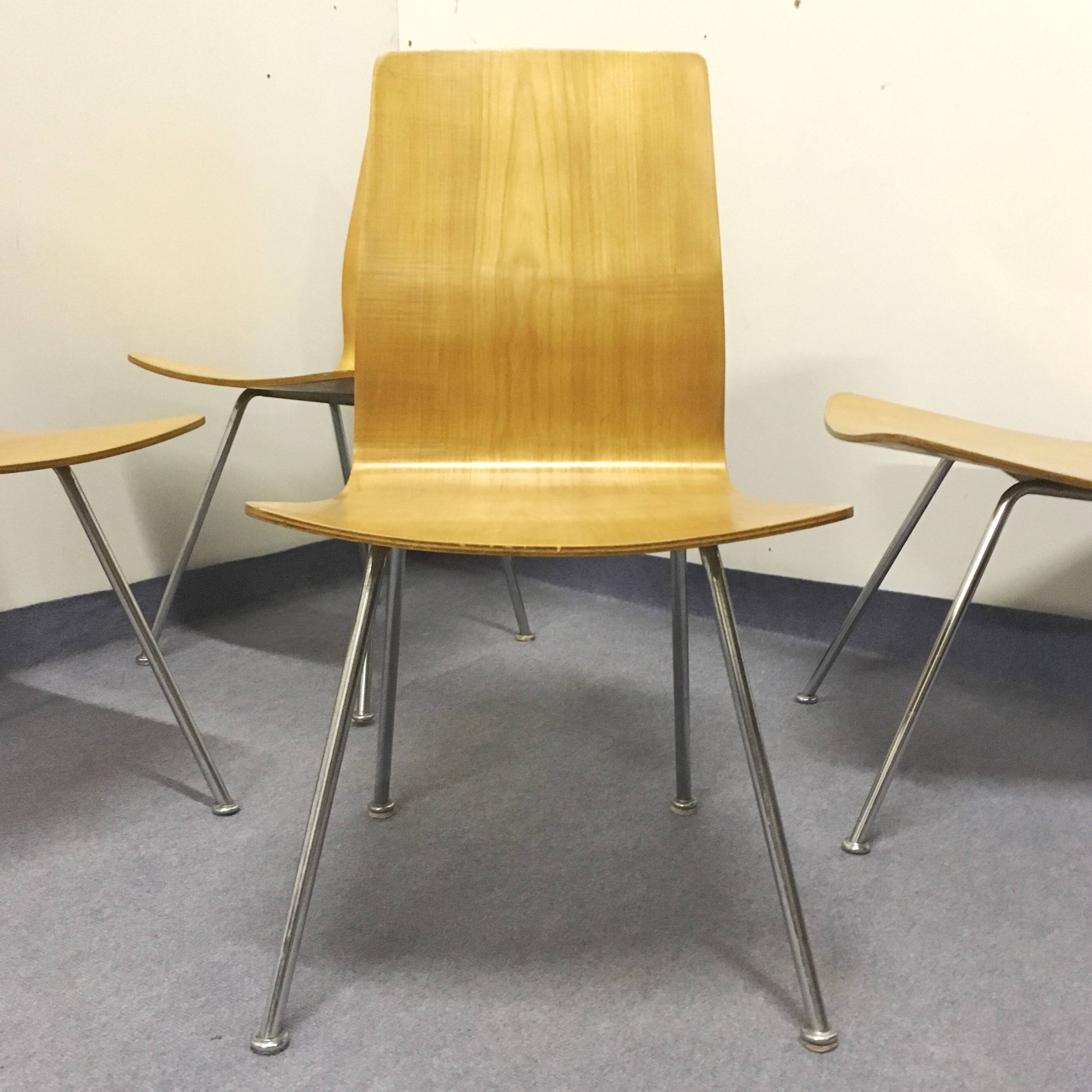 4 Swiss modernist chairs, moulded plywood and metal – circa 1960