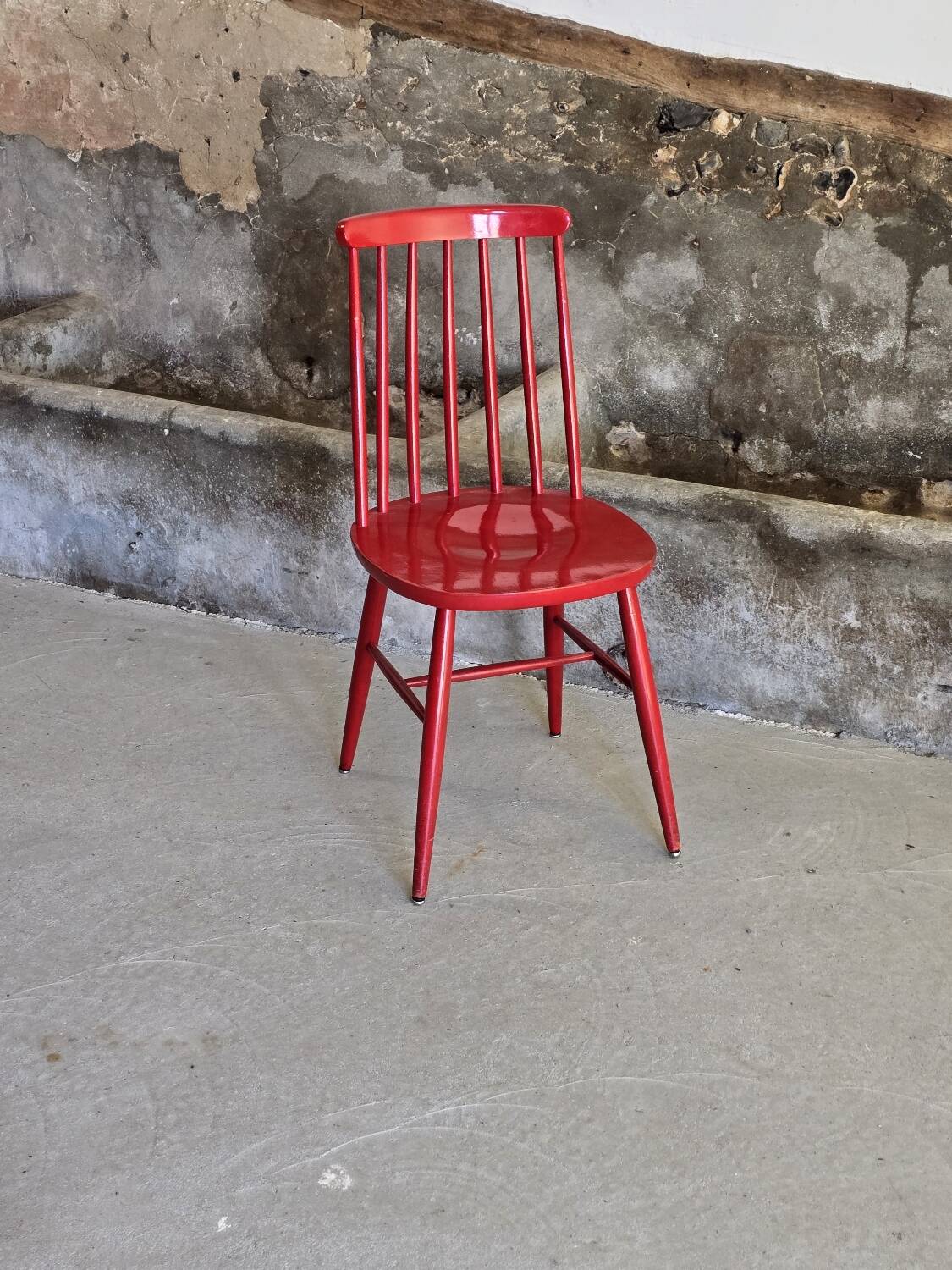 Tapiovaara style red bistro chair