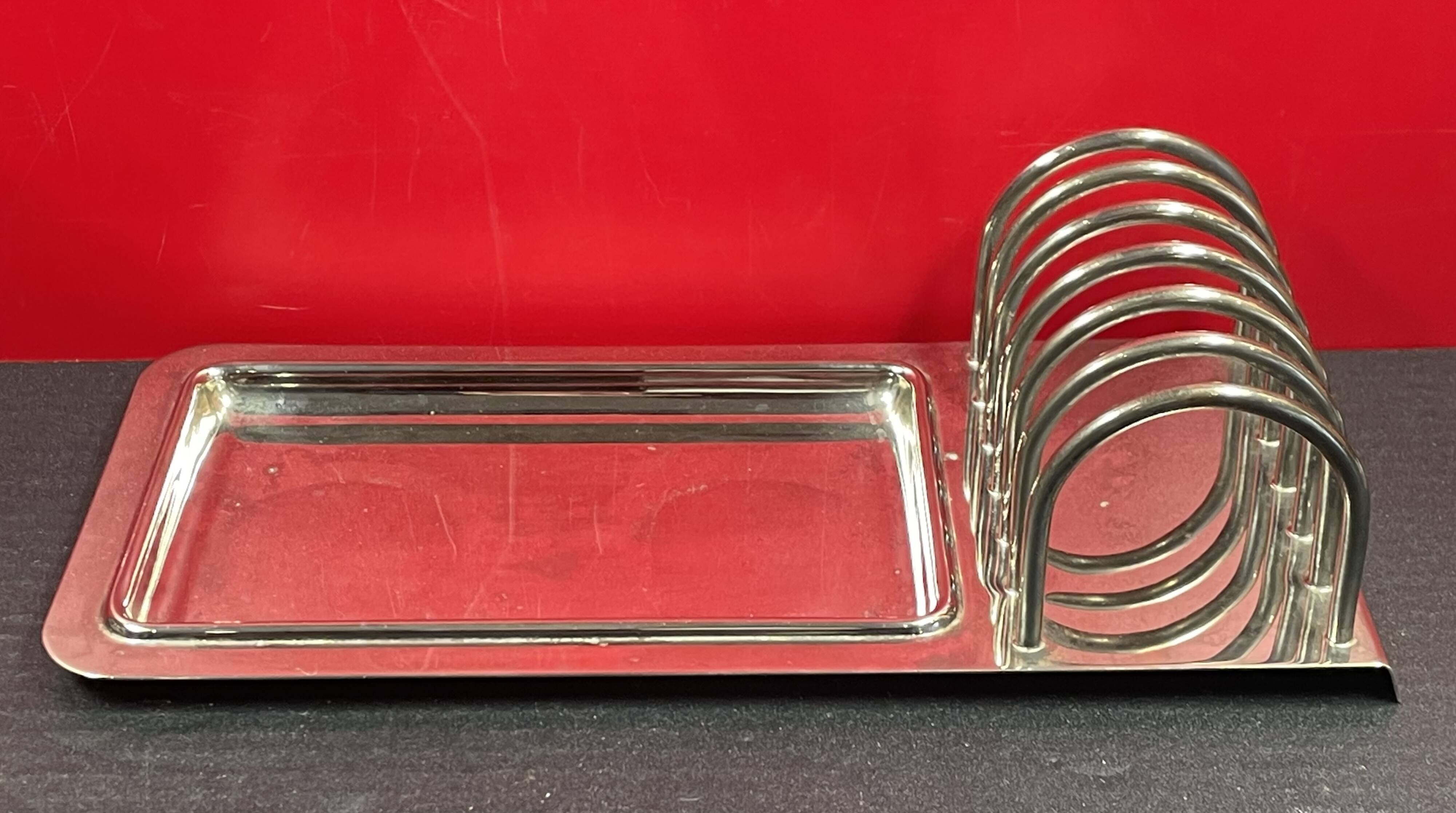 Silver metal toast holder, set of 2
