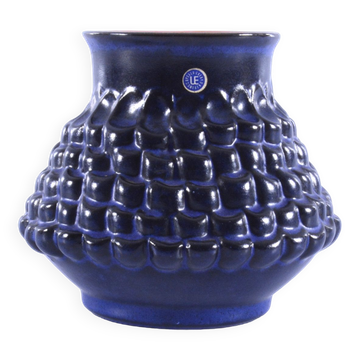 Vase en céramique Scultural, conçu par Berit Ternell et fabriqué par Uppsala Ekeby Suède en 1971