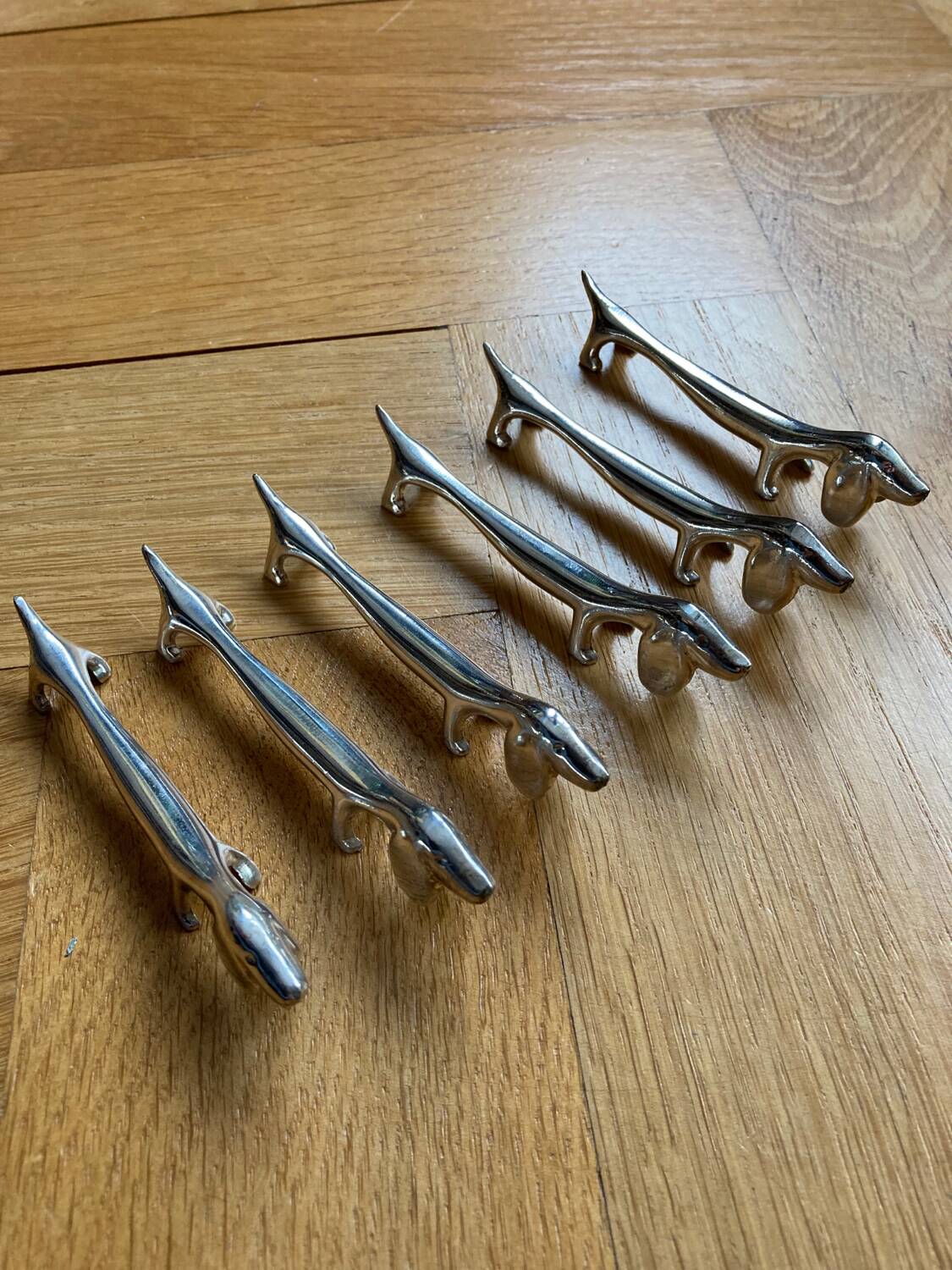 Silver metal dog knife holder