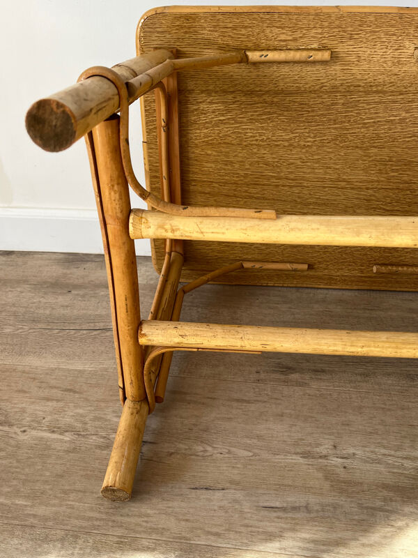 Petite table en rotin