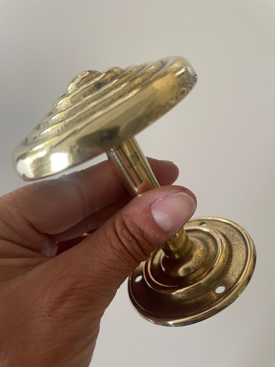 2 gold metal curtain tieback hooks