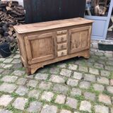 Buffet low in pickled cherry tree