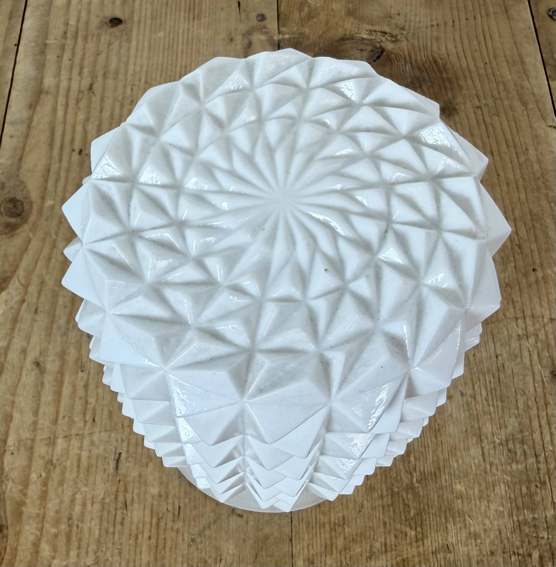 Lustre en porcelaine blanche vintage, années 1970