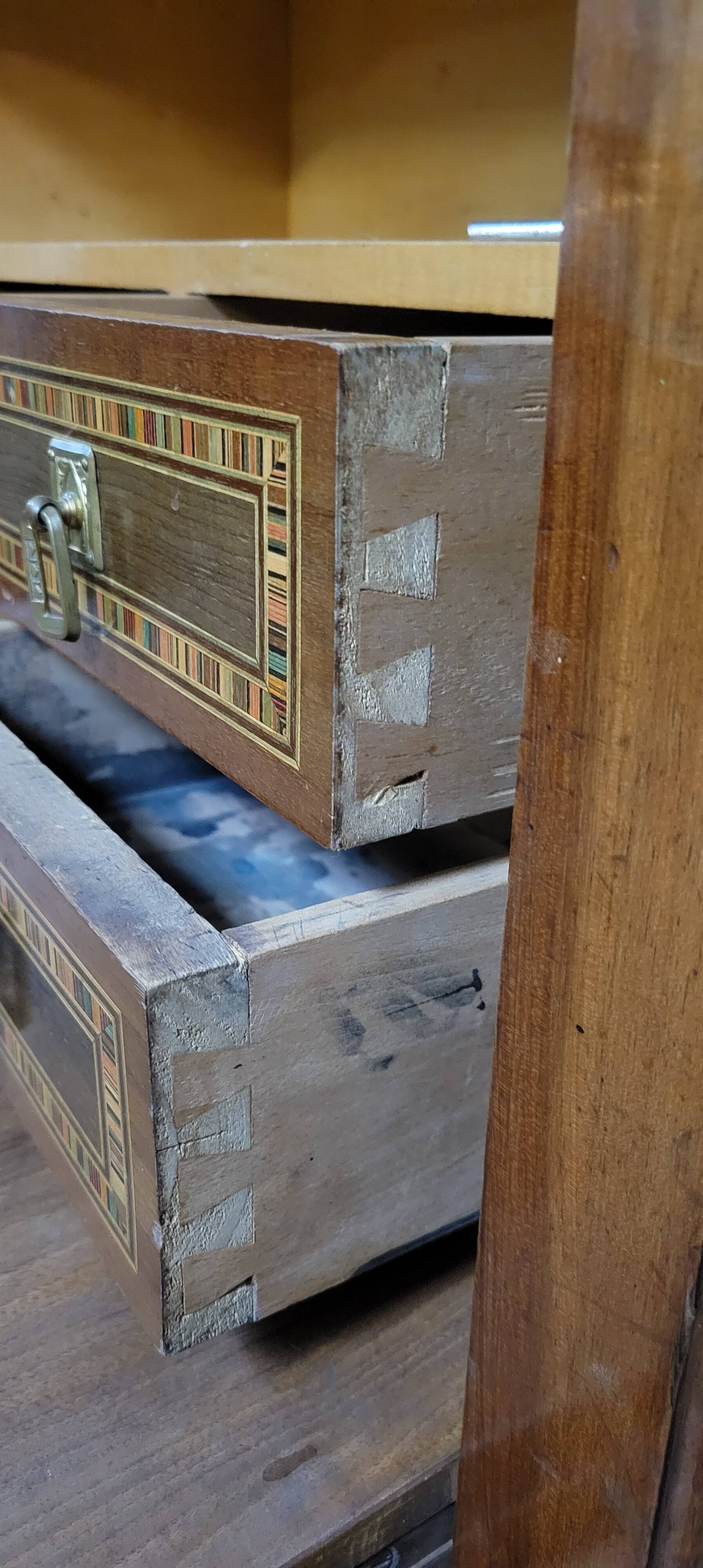 Rare Biedermeier guillotine secretary, made of walnut and marquetry.