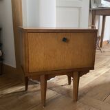 2 tables de chevet en bois