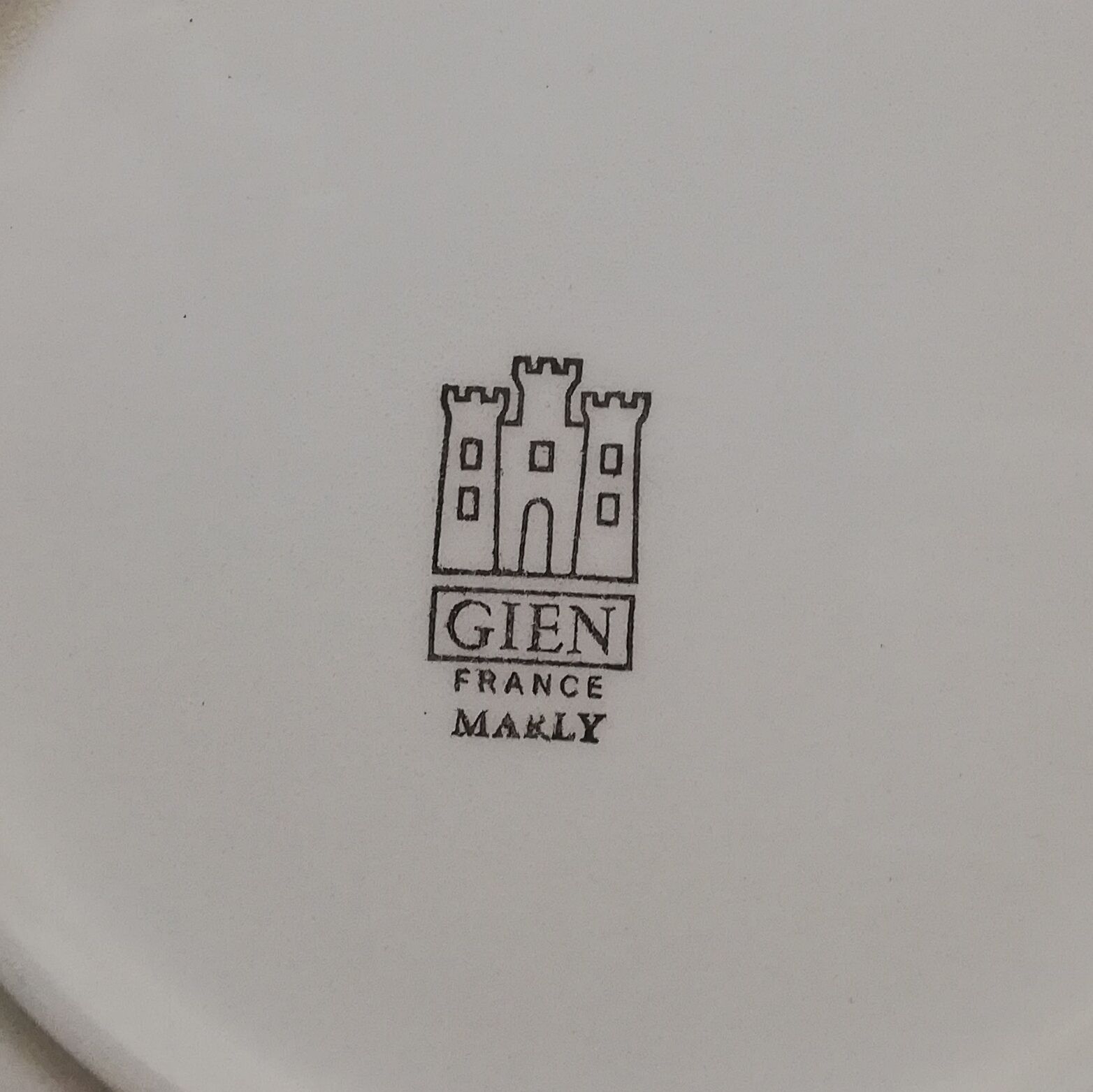 6 assiettes plates Gien Marly "animaux des forêts"