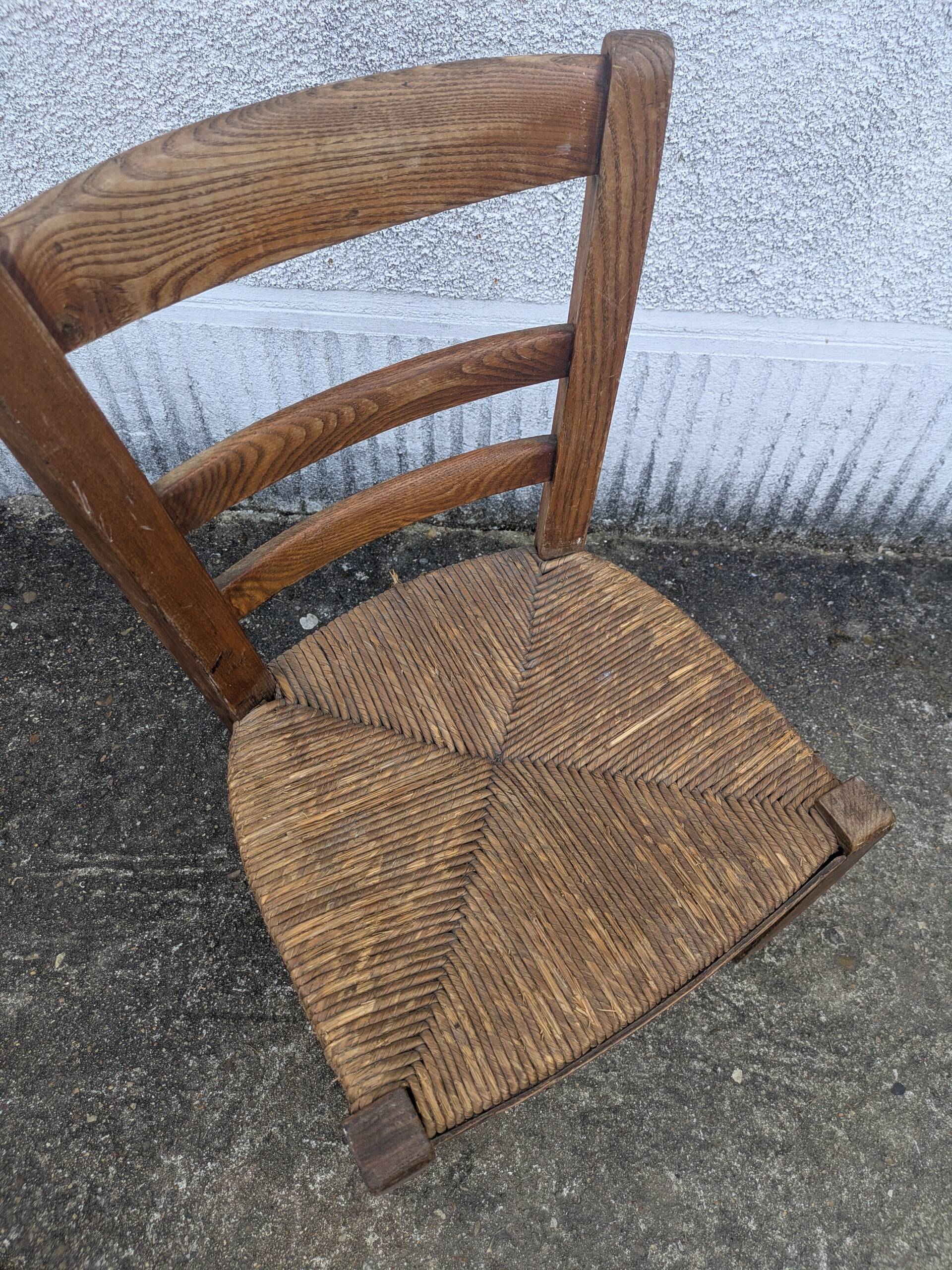 Petite chaise paillée enfant