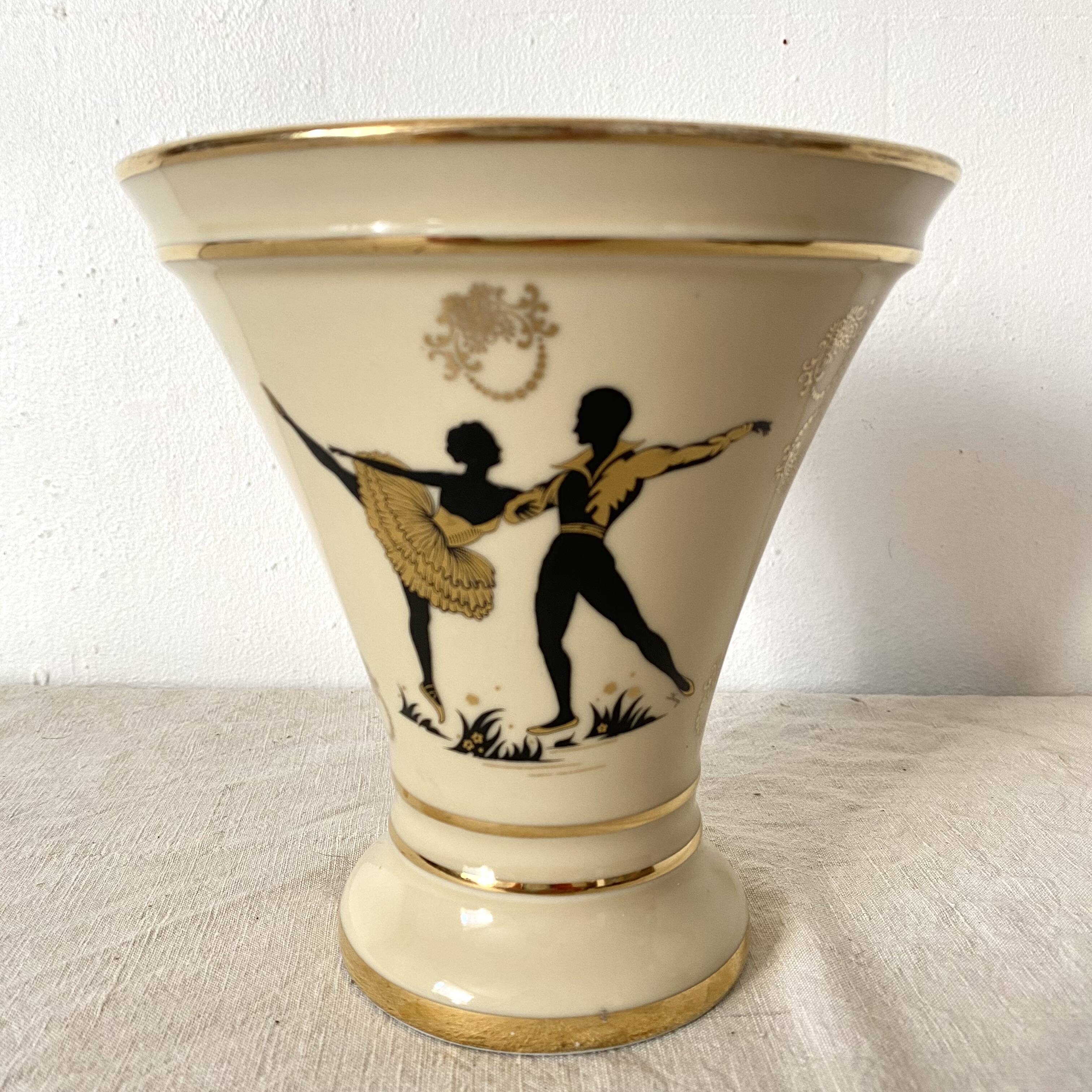 Antique "dancers" vase in opaline St Uze glass