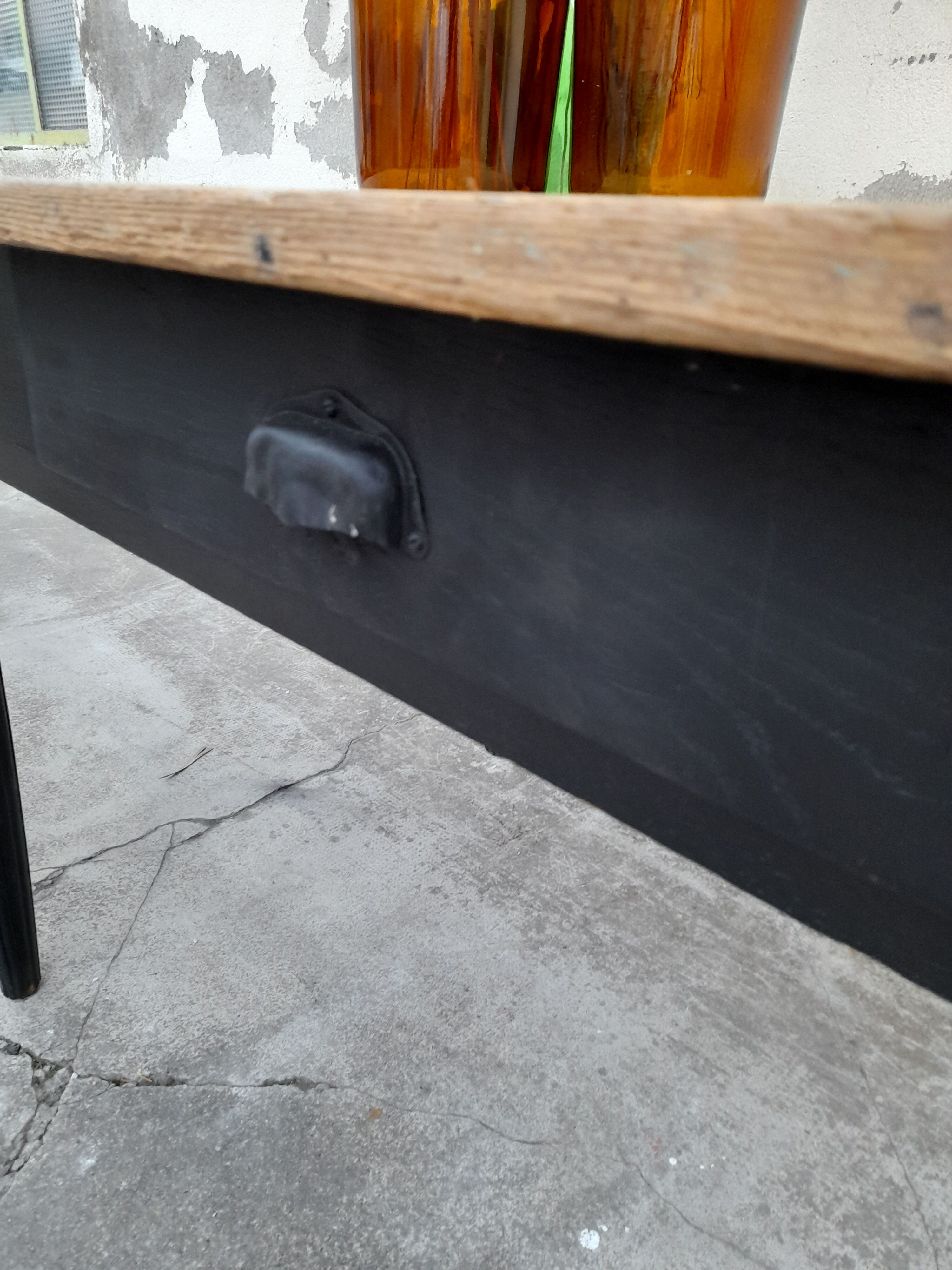 Table de ferme ancienne patiné noir -1m30