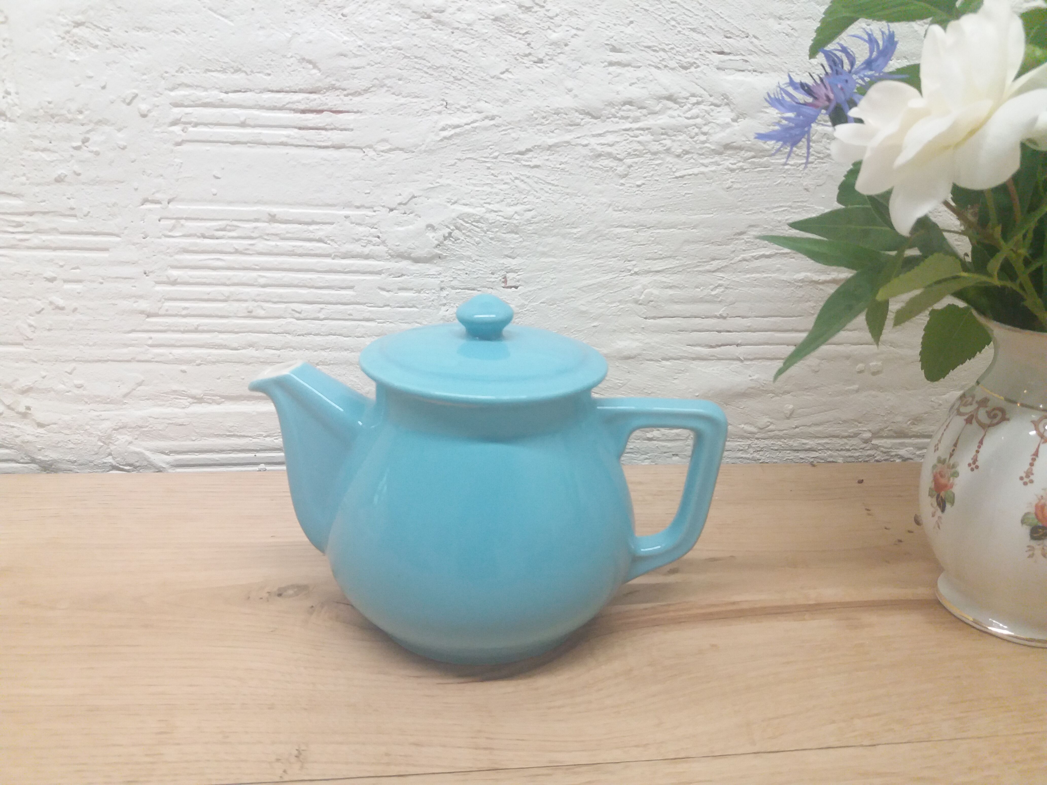 Turquoise blue teapot 50s