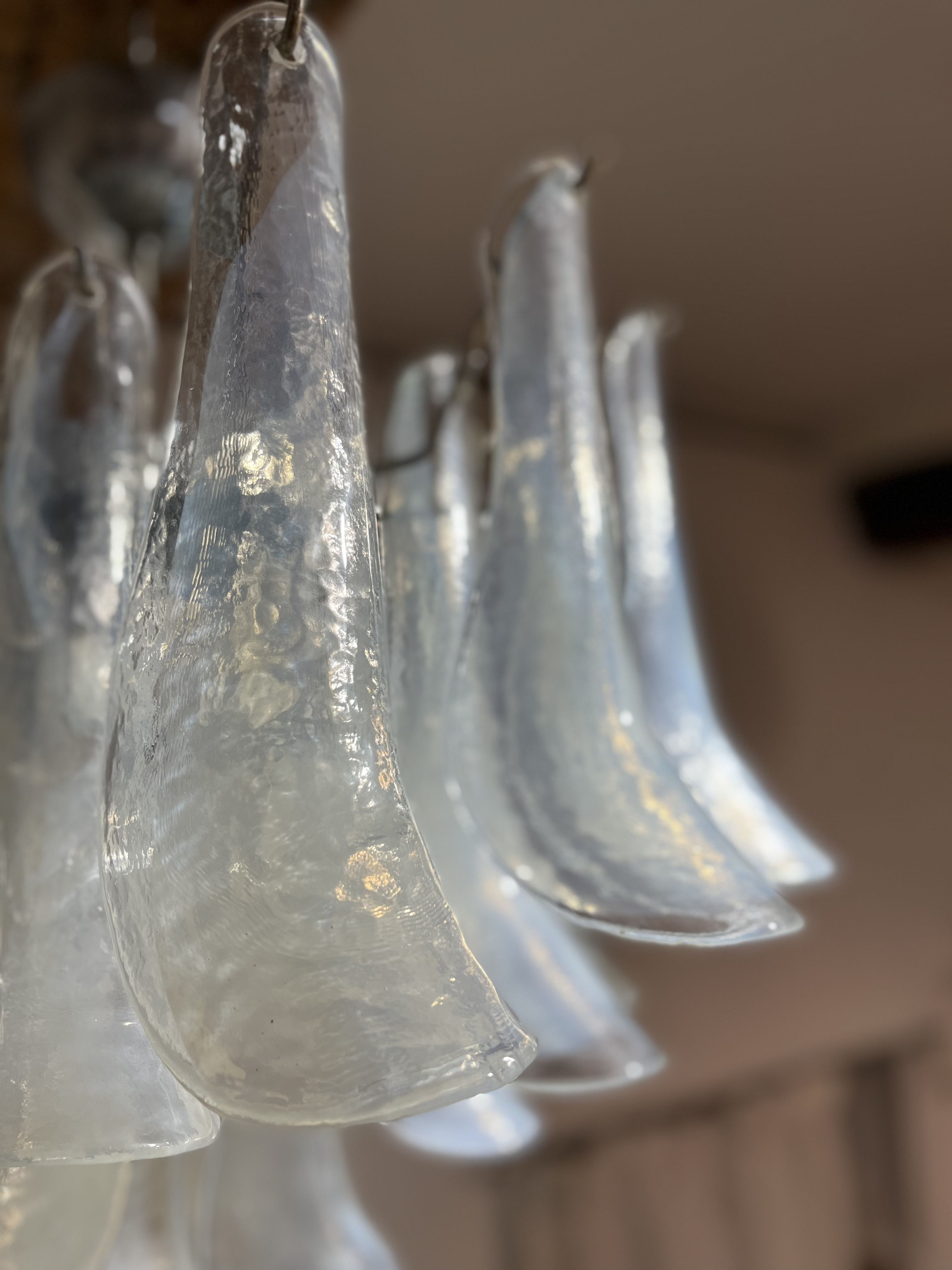 Pair of Murano chandeliers in petal by Paolo Venini