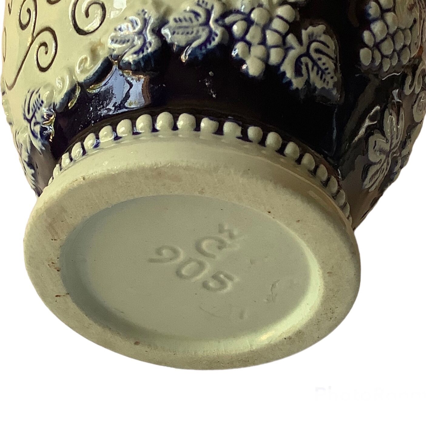 Pitcher in sandstone