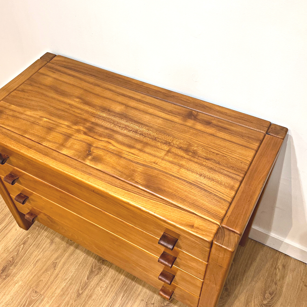 Regain house elm chest of drawers