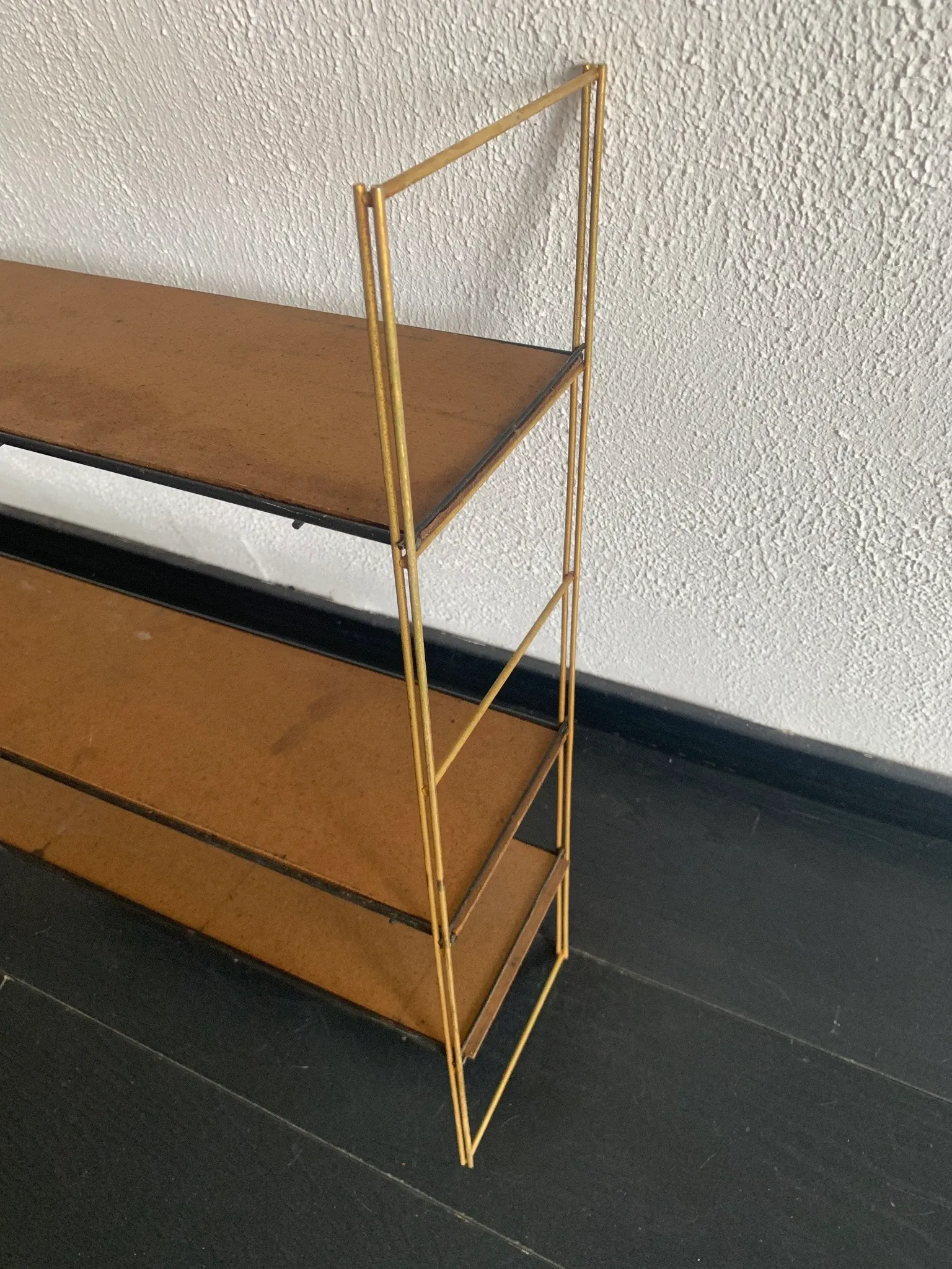 Vintage 1960 String wall shelf in golden wood - 60 x 50 cm